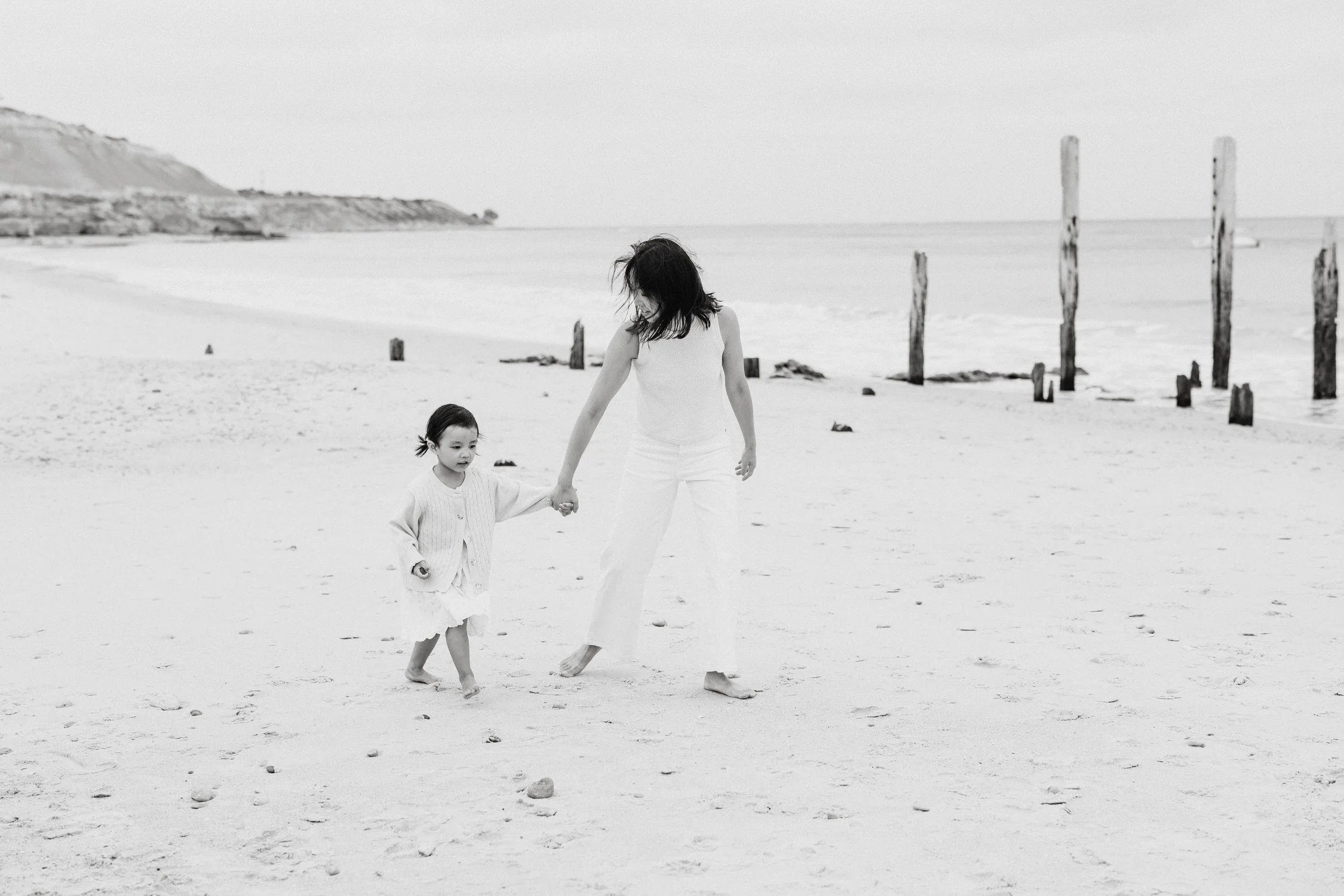 17 Extended family photographs Adelaide Beach.jpg