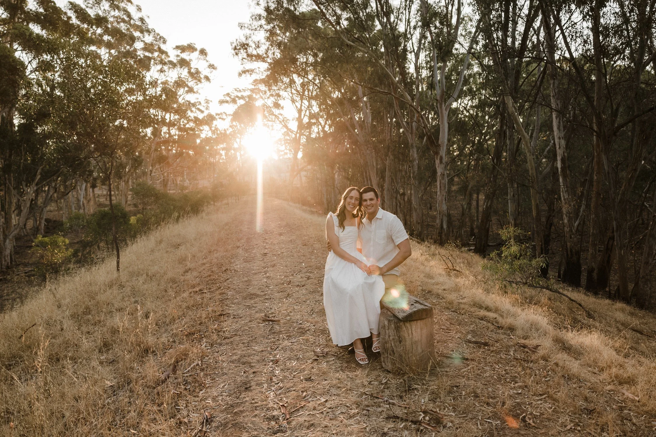 18 The Pines Kapunda engagement portraits.jpg