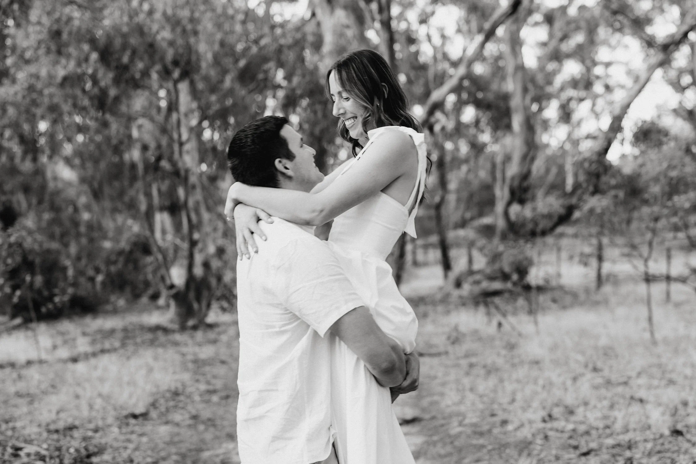 25 The Pines Kapunda engagement portraits.jpg