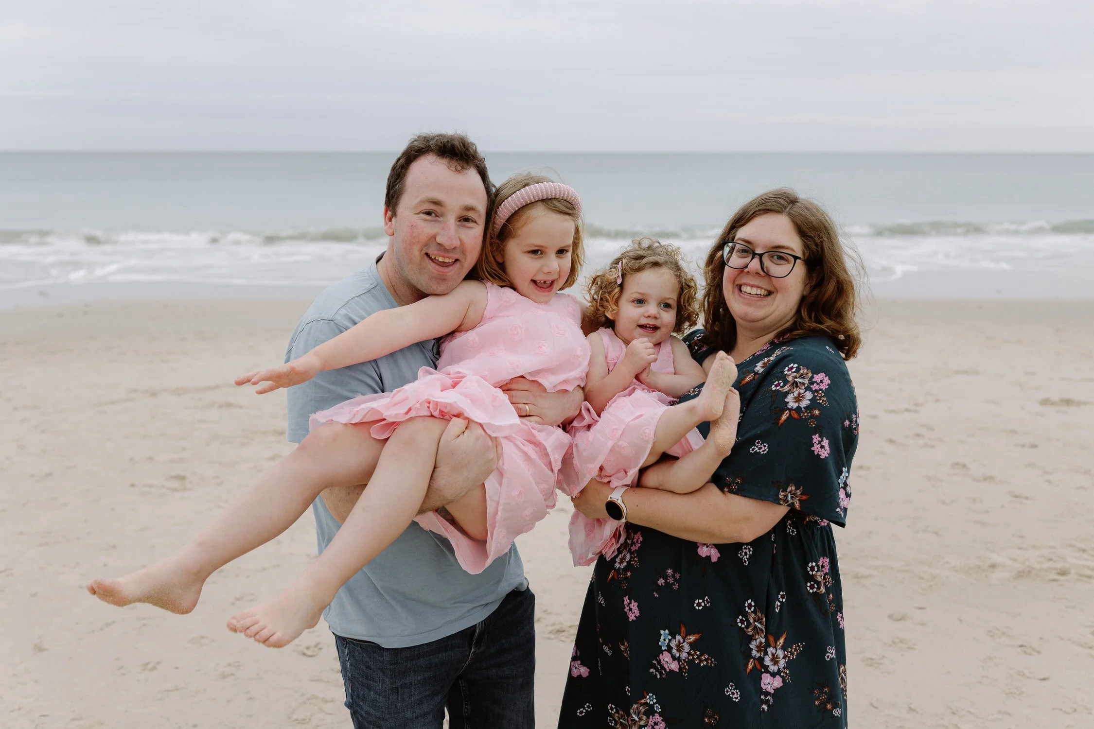 31 Real and natural family portraits - Port Willunga Beach.jpg