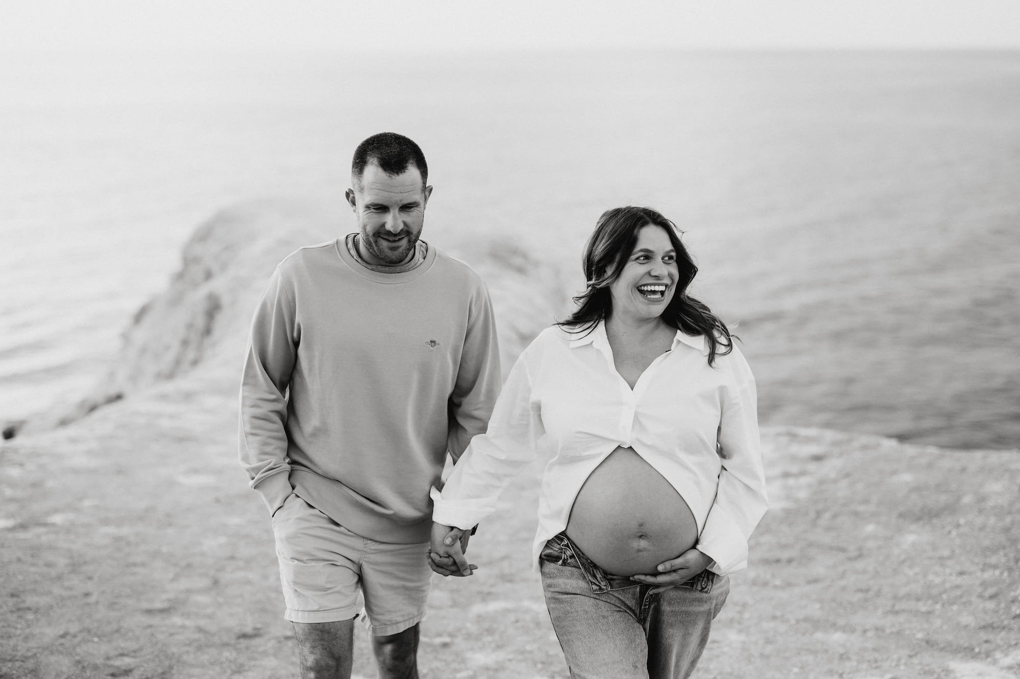 What to wear to a maternity portrait session