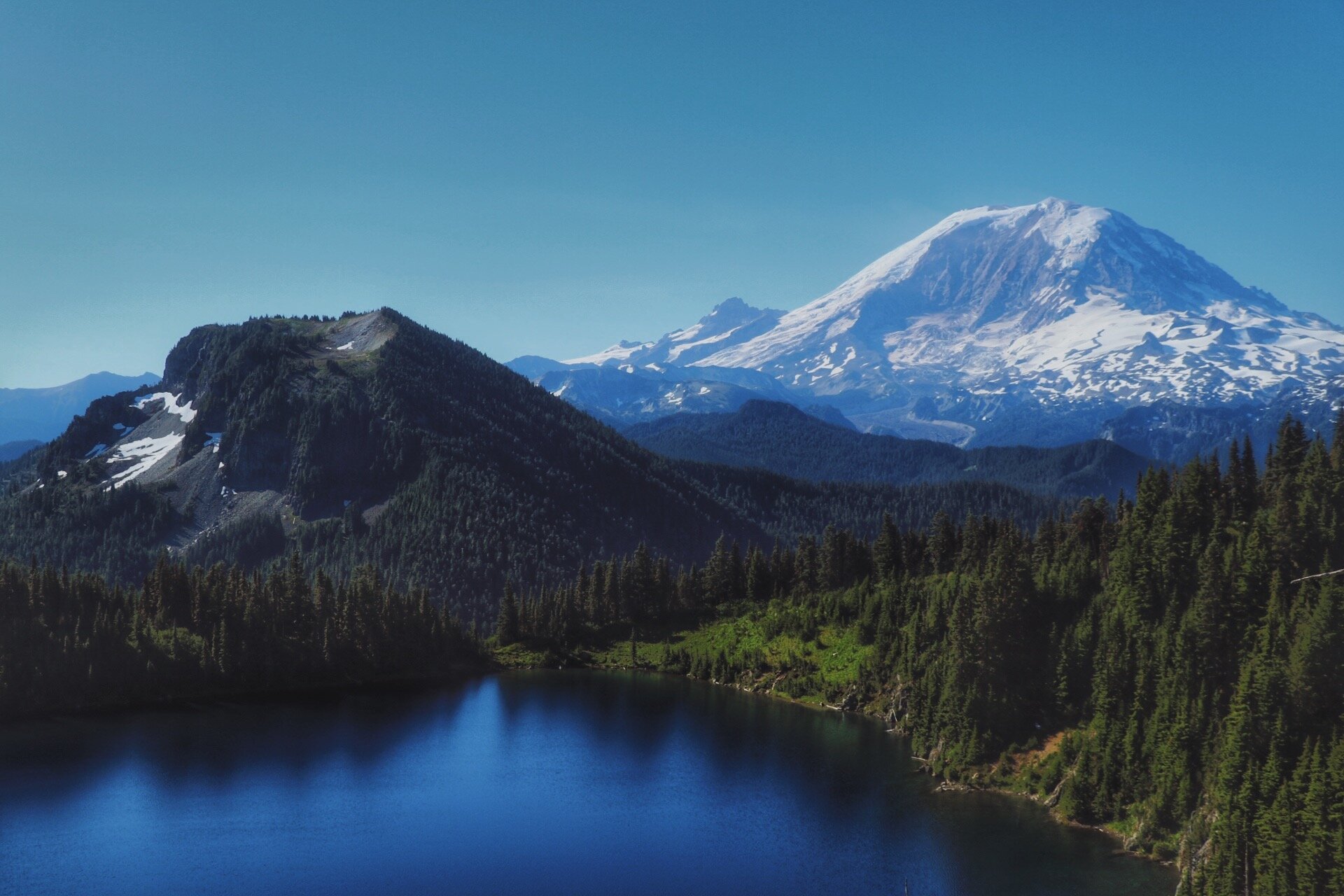 Cynthia & Tex PNW Hiking and Outdoor Adventures — Hike the Summit Lake