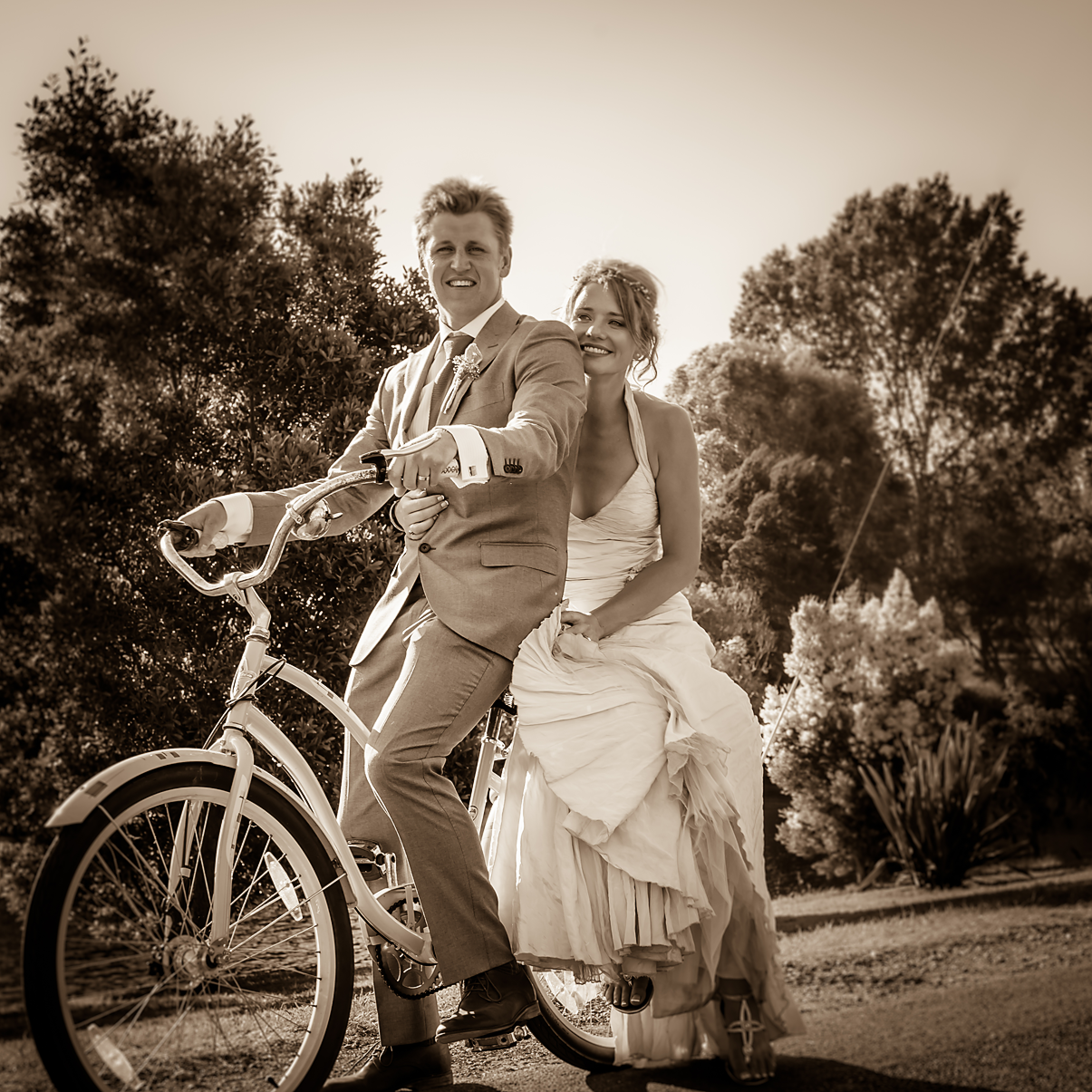 WILKOGRAPHY---Hector-&-Lucys-Wedding-5.png