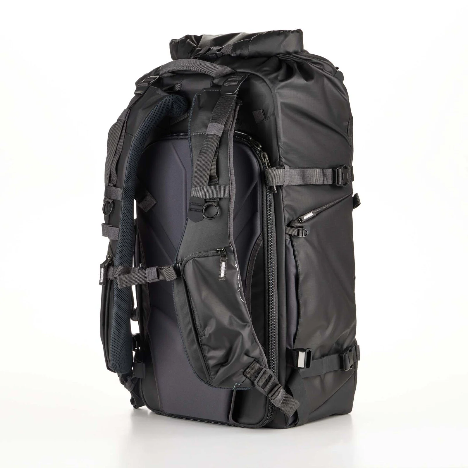 Shimoda X70 - Black 4.jpg