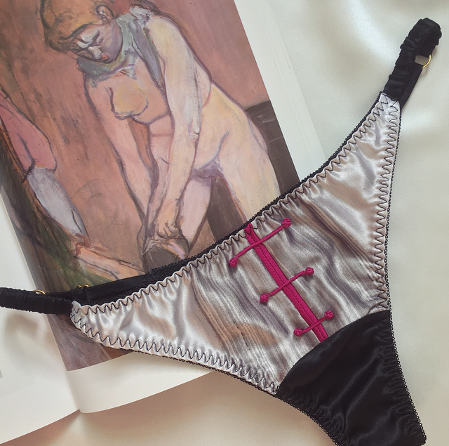 SSS5 Thong 2 Pillowbook.png