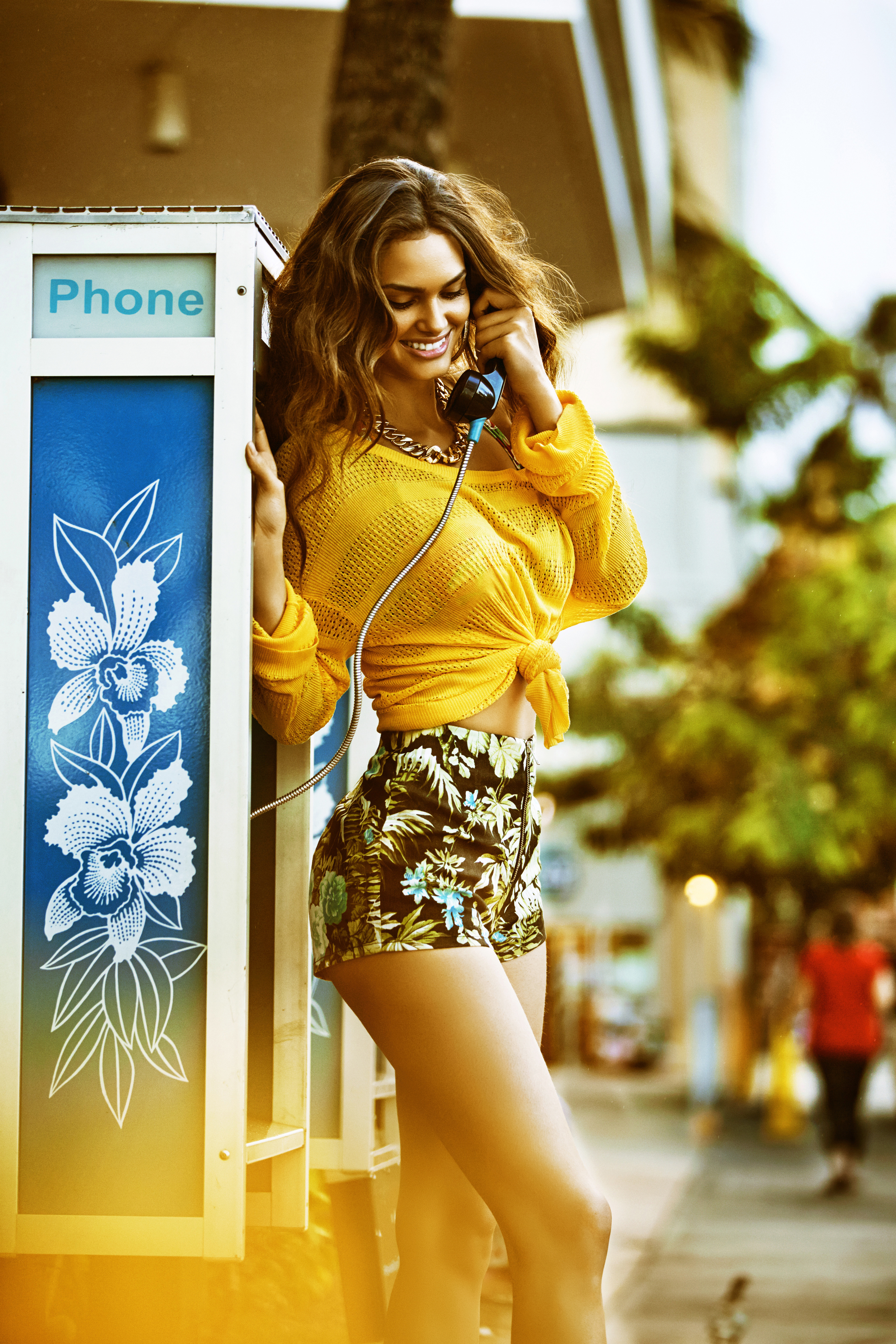 cl1213_FA-HotChica_10.jpg