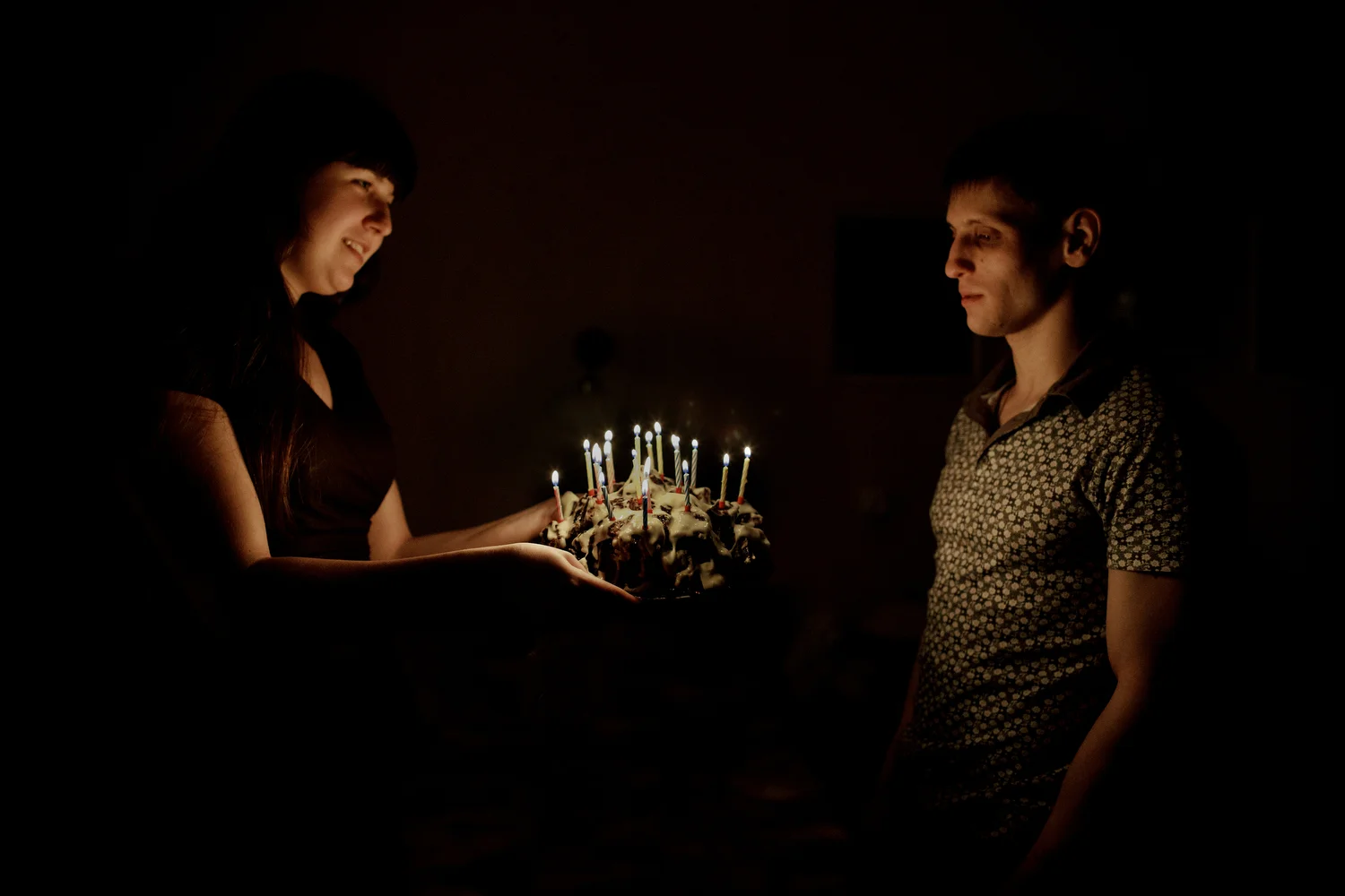     Ivan, a miner from Donetsk, Ukraine, celebrates his 26th anniversary with his wife Marina. - I came here last summer. At first I was alone and it was not so fun. My life in Barenstburg became much better when Marina moved here, he says.    