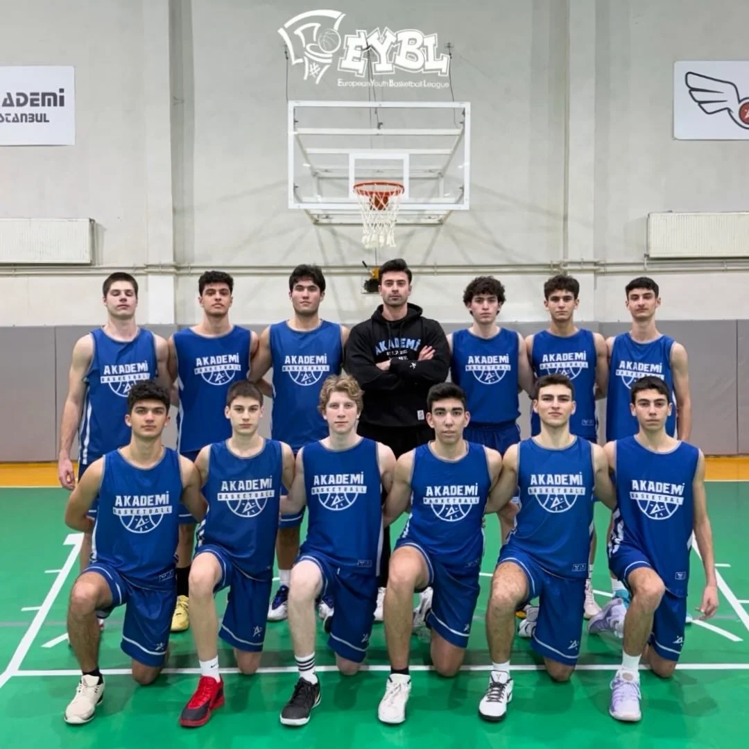 U-17 TAKIMIMIZ BOLOGNA&rsquo;YA GİDİYOR!!

FIBA onaylı Avrupa Altyapı Basketbol Ligi&rsquo;nde (@eybl_official ) U-17 kategorisinde &uuml;lkemizi temsil eden 2009 jenerasyonu takımımız, EYBL ikinci etap ma&ccedil;ları i&ccedil;in 5 Şubat Perşembe g&u