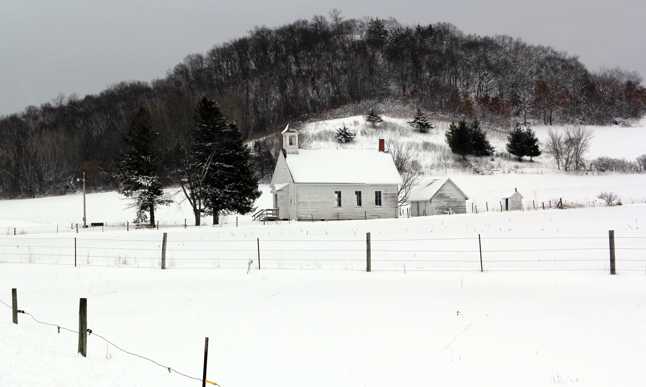 VILLAGE CHURCH NEAR PEPIN.jpg