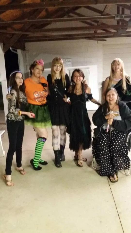 And here is a picture of me (on the far left) with my fellow lovers of Dionysus!! Seriously unforgettable night...<3