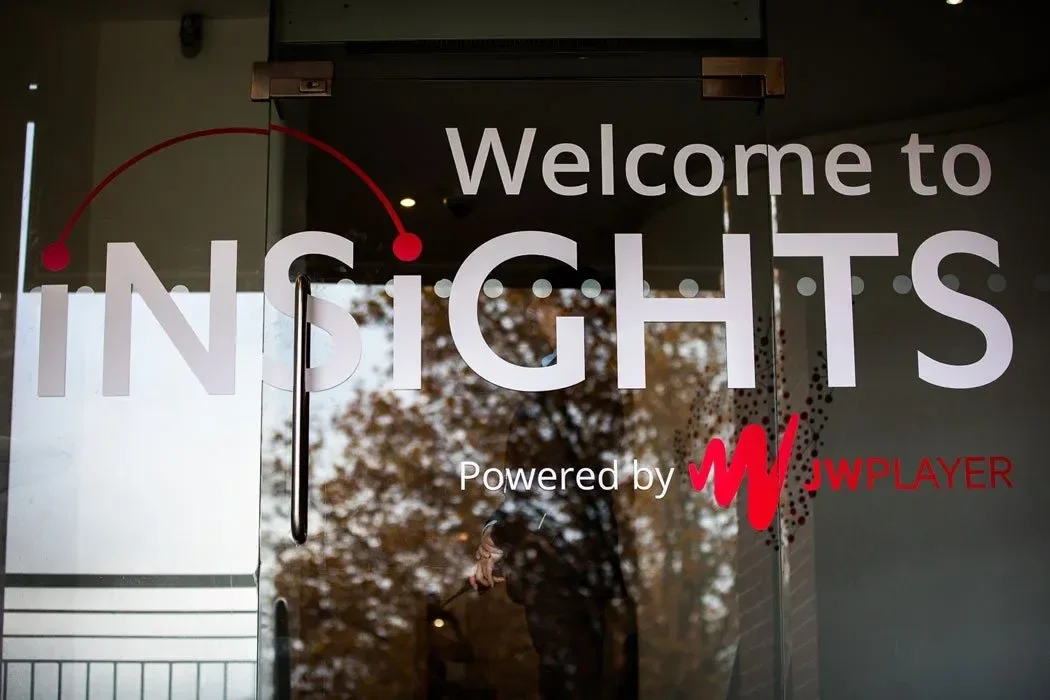 Welcome to Insights sign