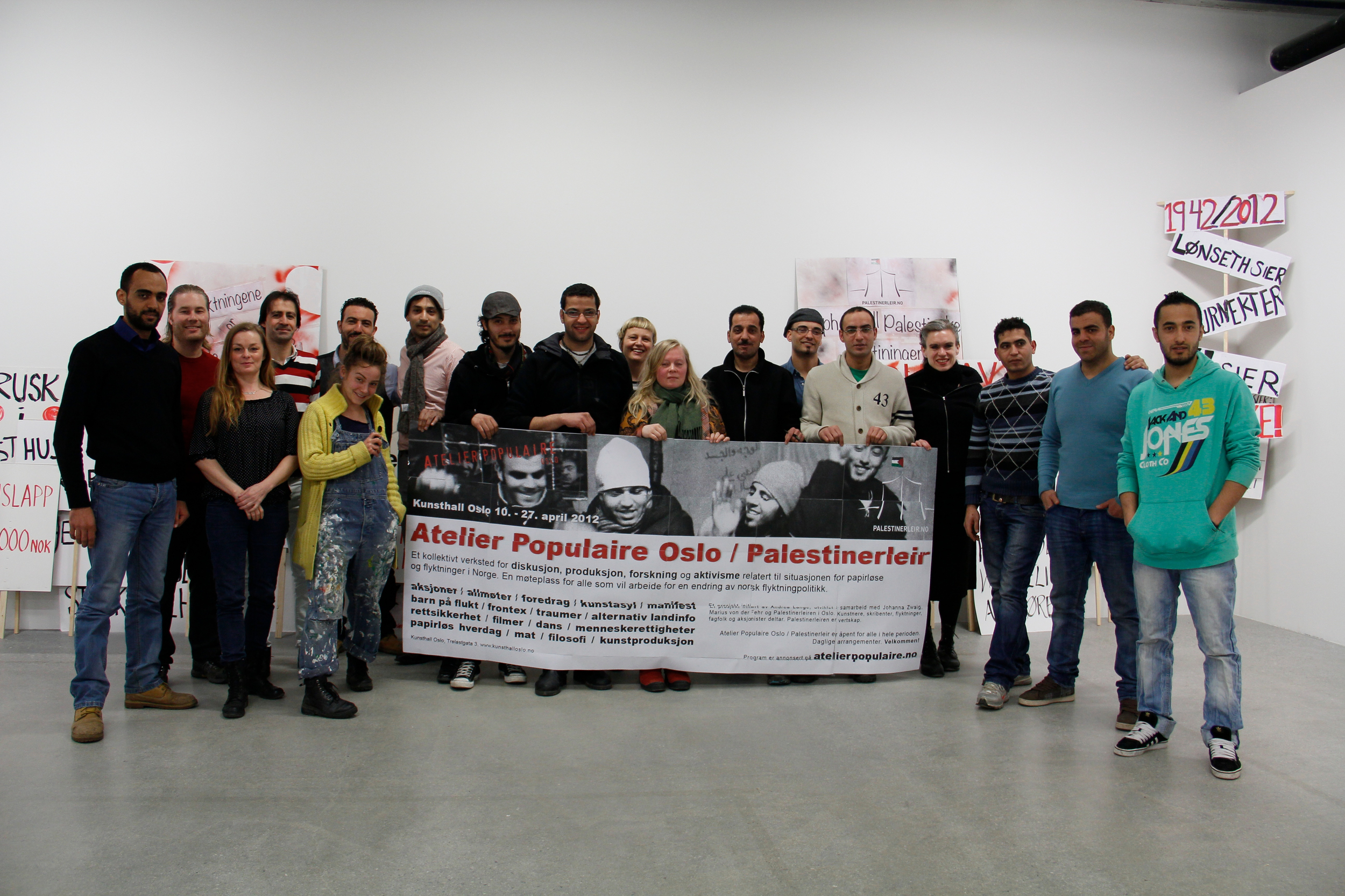 08 A.Lange-Dokumentasjon Atelier Populaire Oslo-Palestinerleir 45.jpg