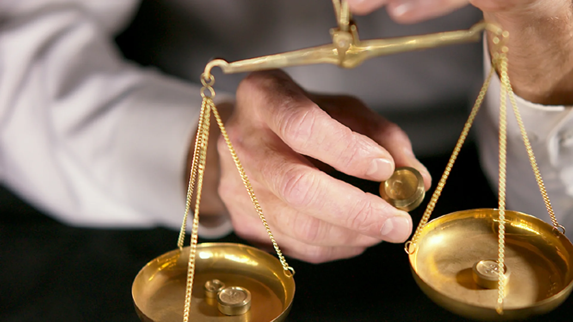 159_EQUAL WEIGHT.jpg