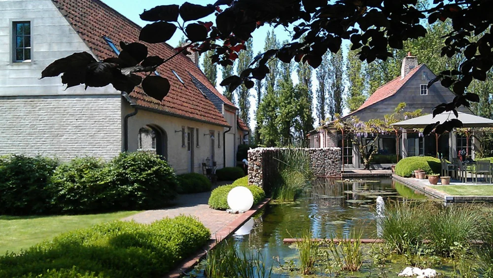 gardenpond.jpg
