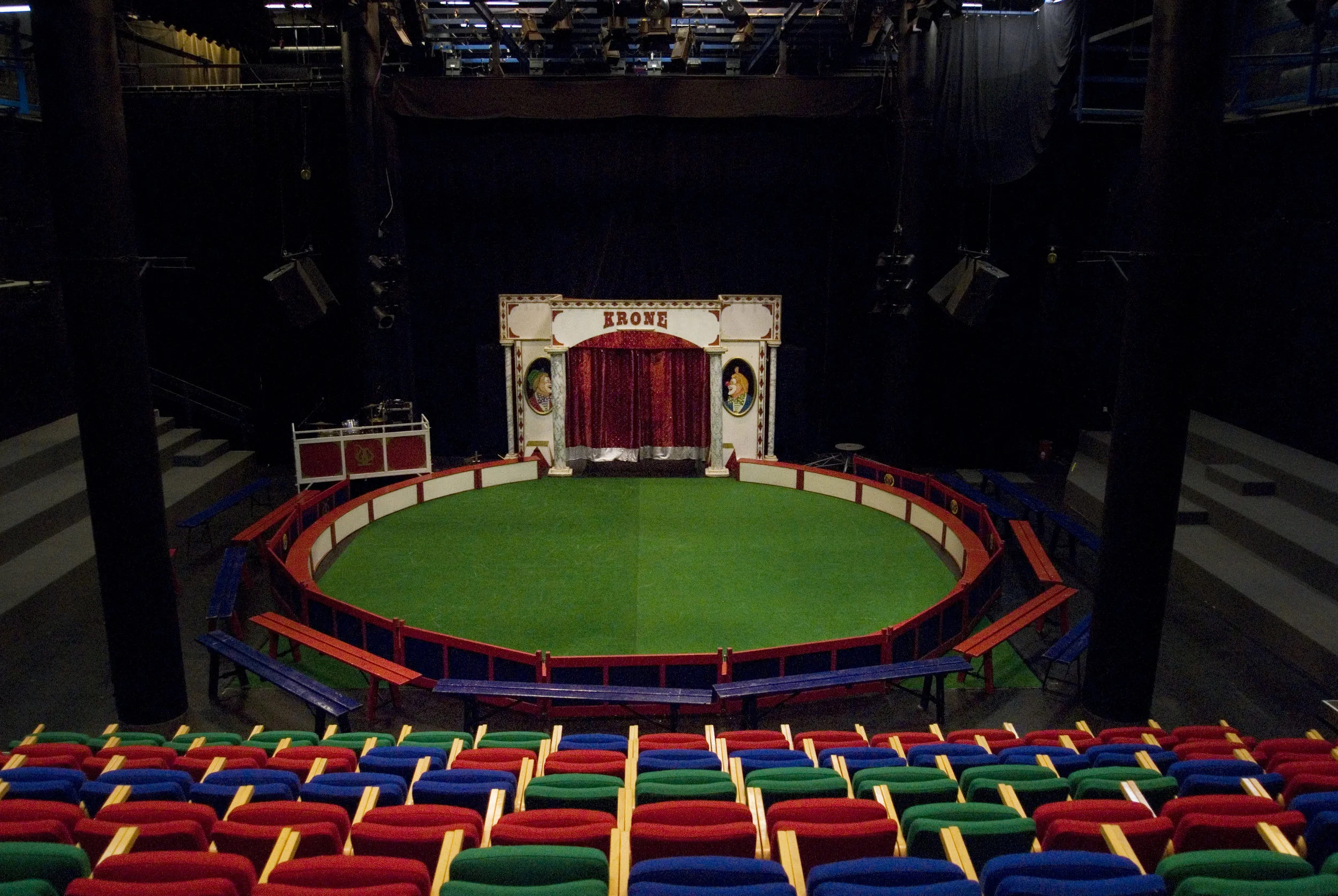 manege.jpg