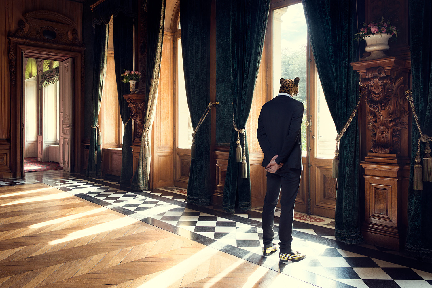 Une vie de château. A golden youth.