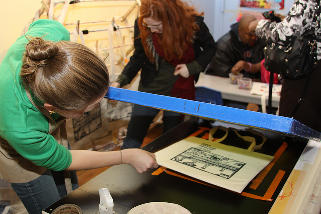 And a screenprinting workshop for artists to create their own tote bags.