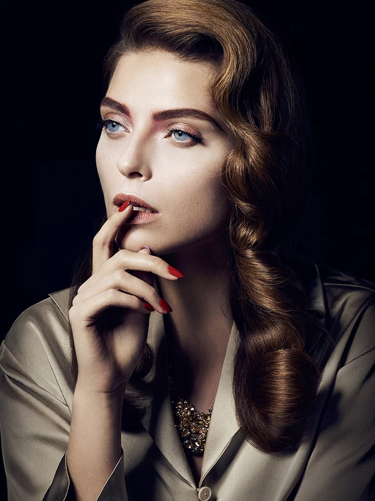 STELLA MAGAZINE