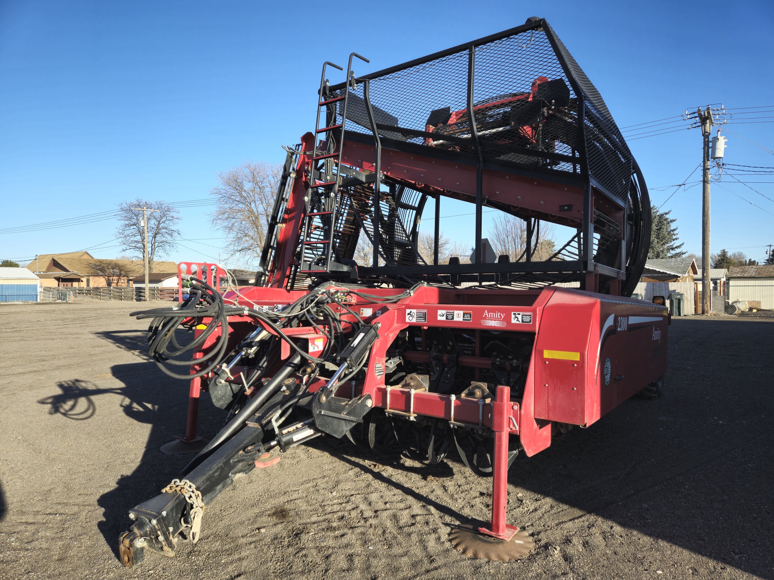 2016 AMITY 6 ROW WHEEL HARVESTER