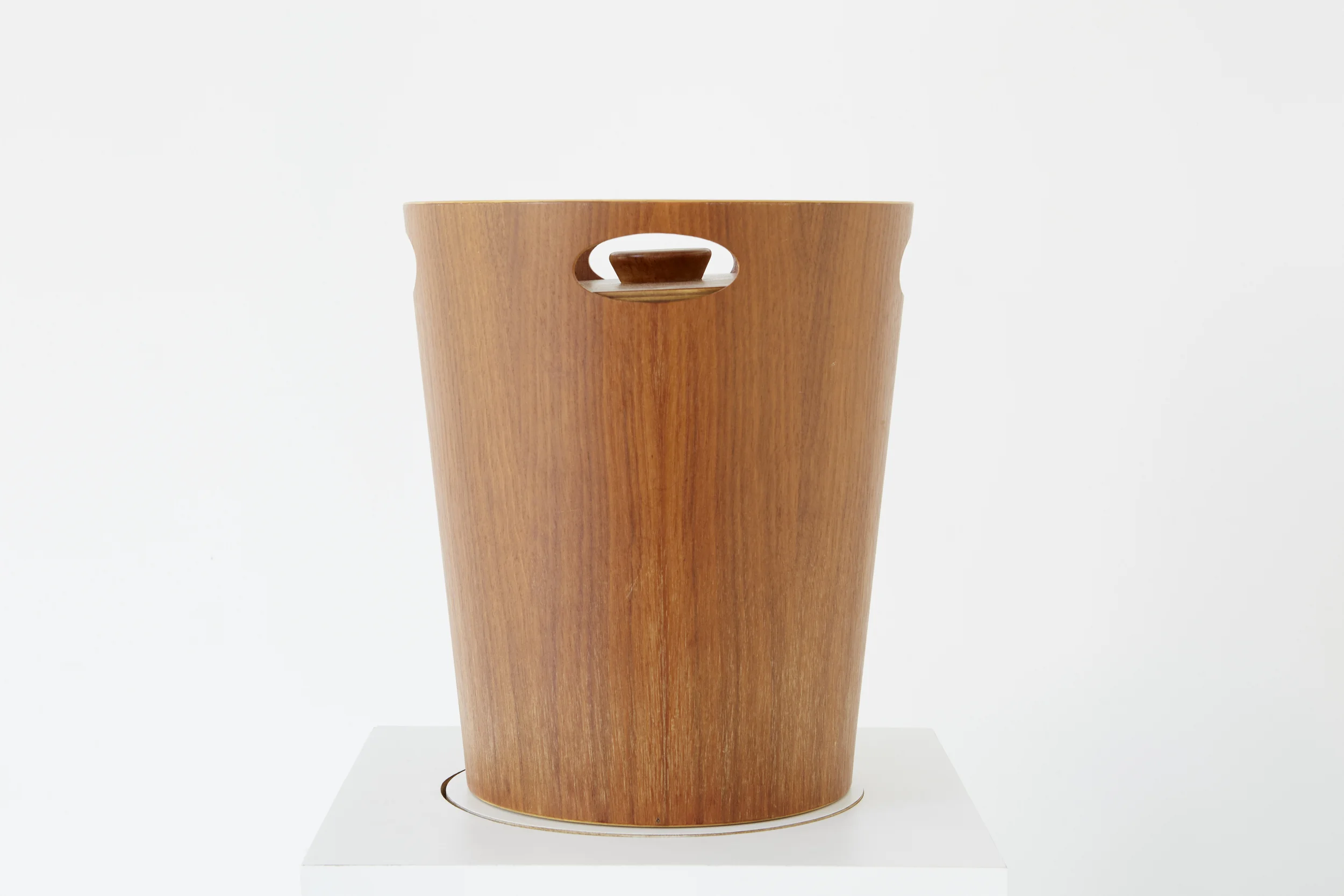Wooden Ice Bucket.jpg
