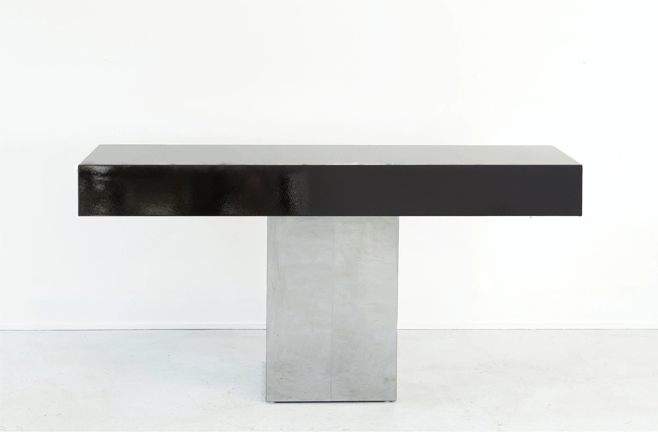 MILO BAUGHMAN CONSOLE