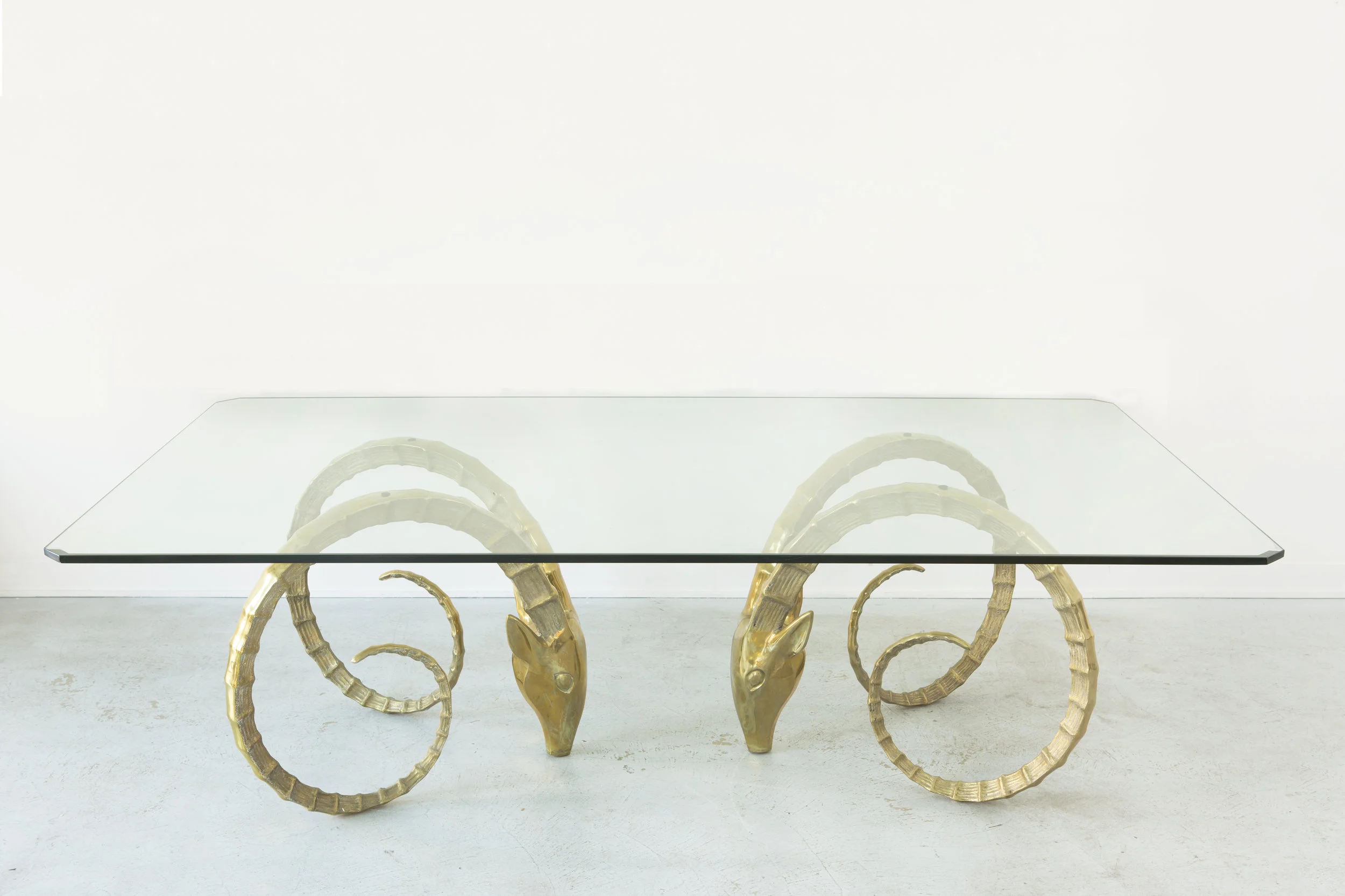 IBEX DINING TABLE