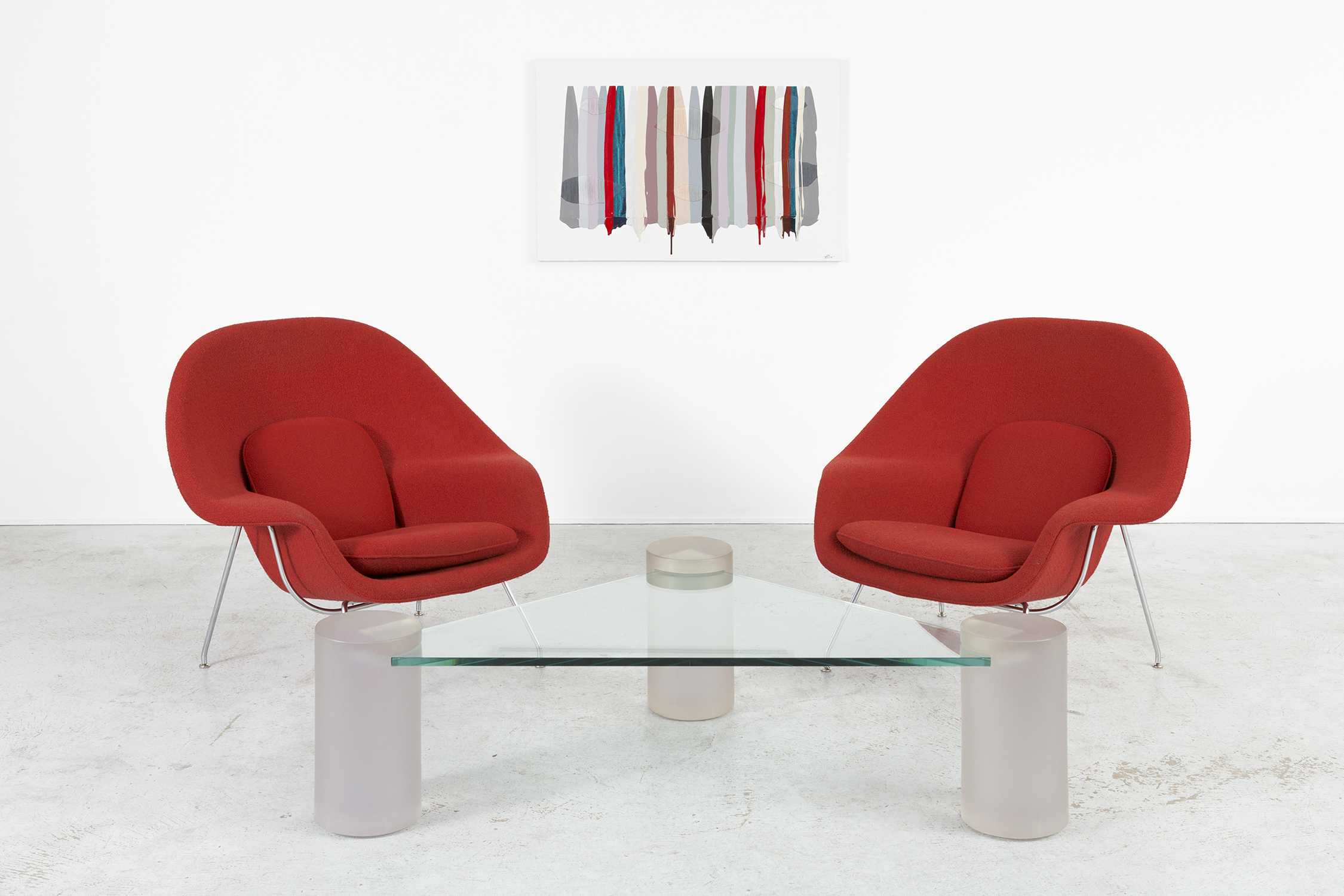 EERO SAARINEN WOMB CHAIRS