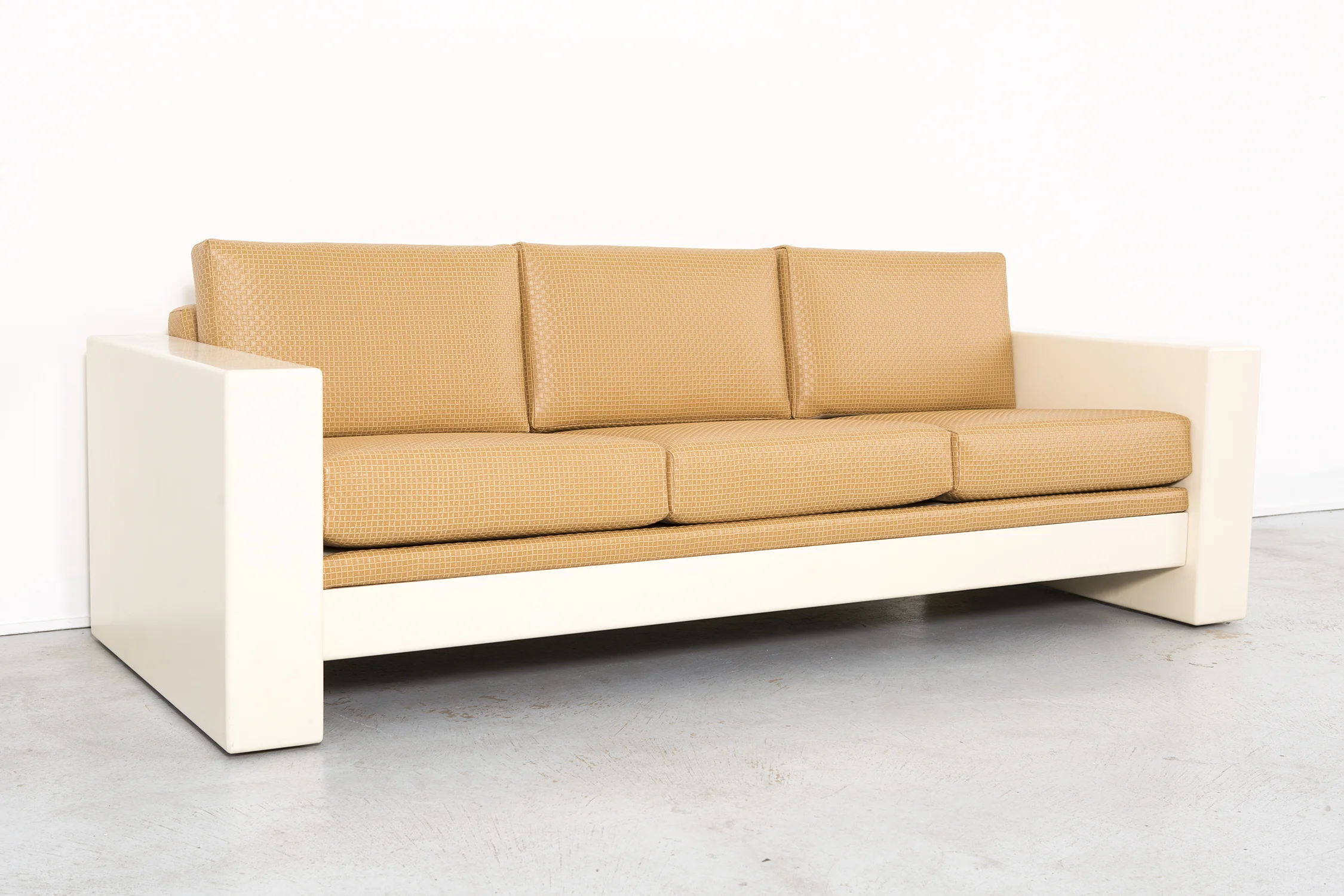 BRIAN KANE FOR METROPOLITAN SOFA