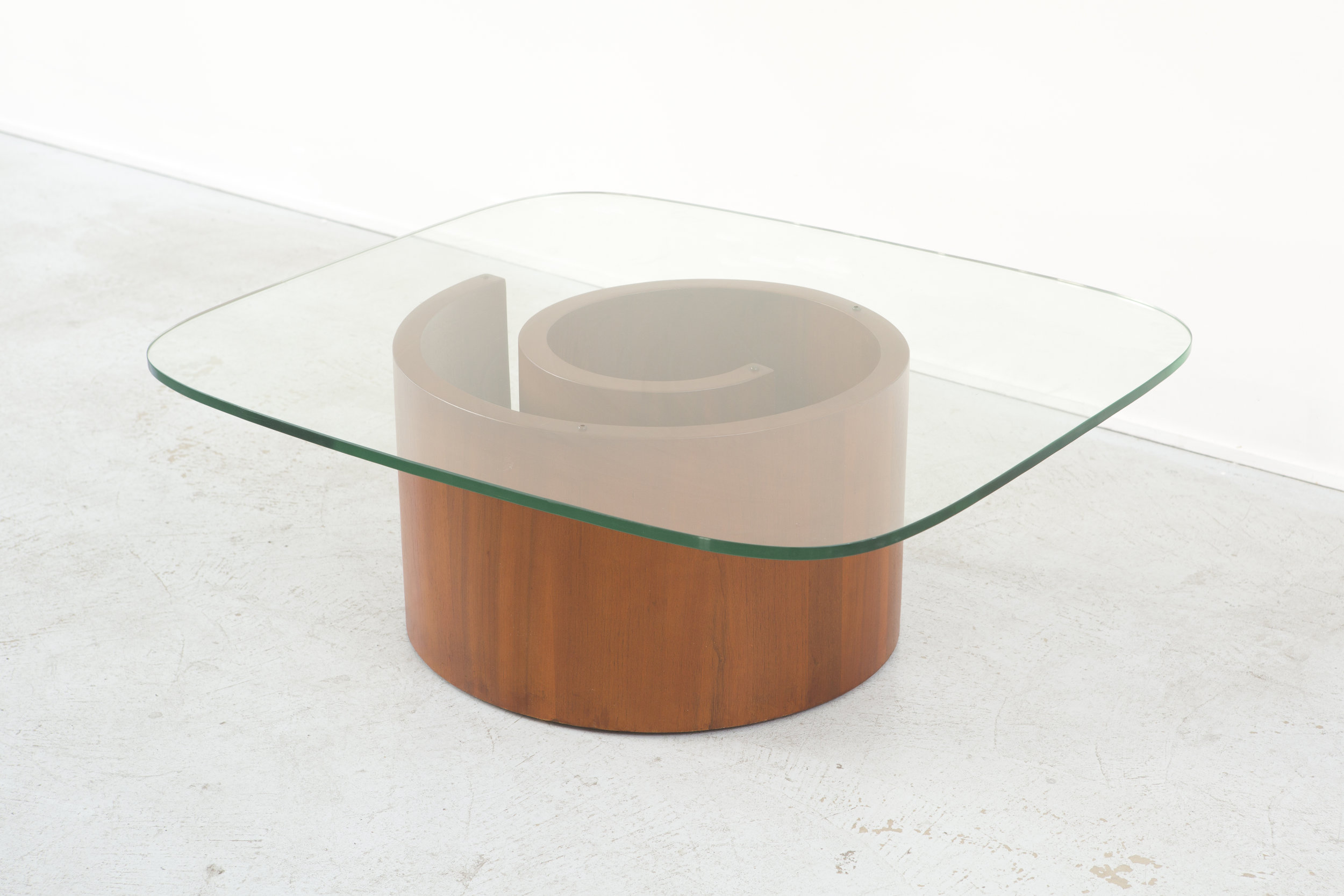 KAGAN SNAIL COFFEE TABLE