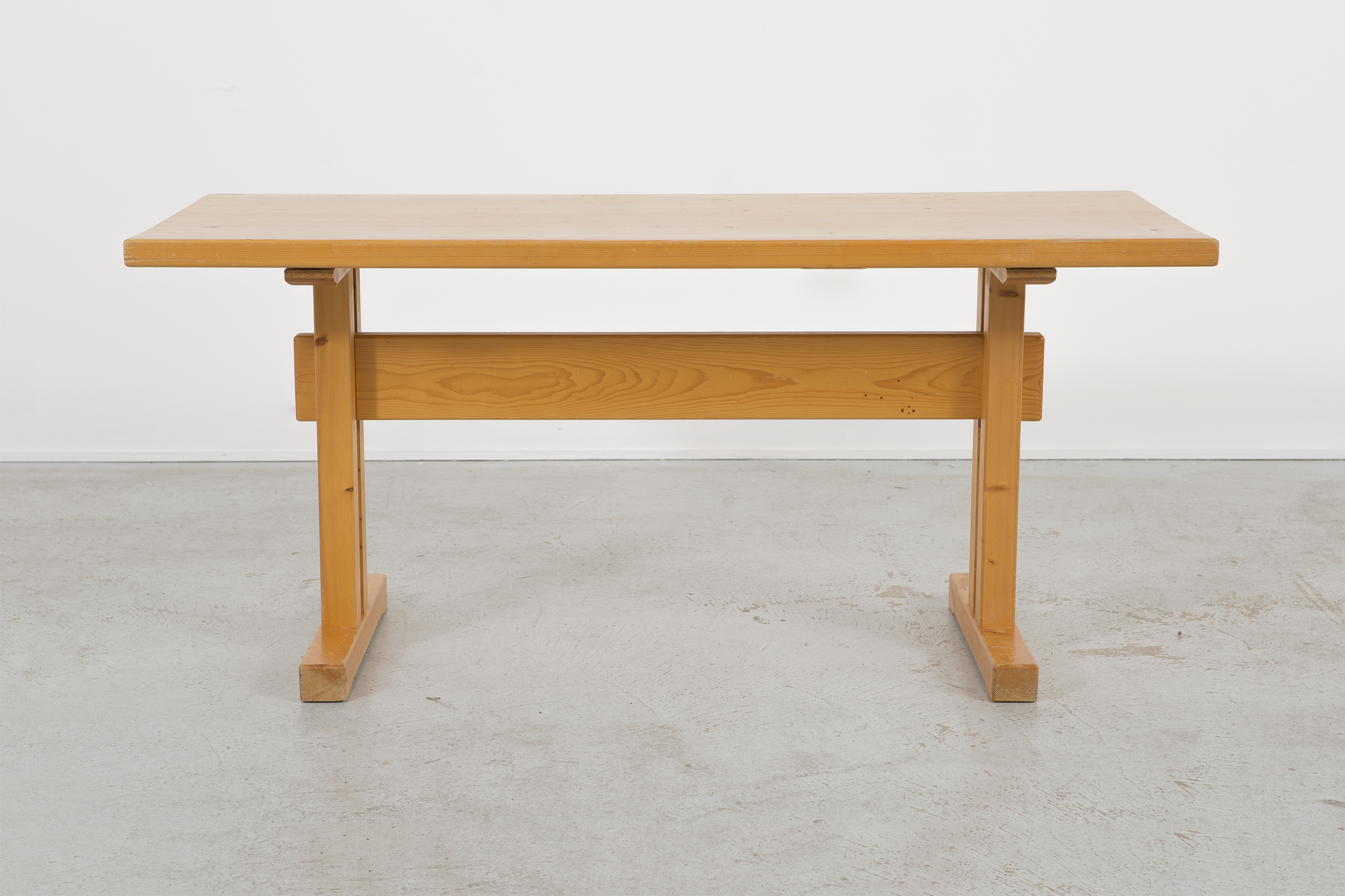 Charlotte Perriand Les Arcs Table — counter-space