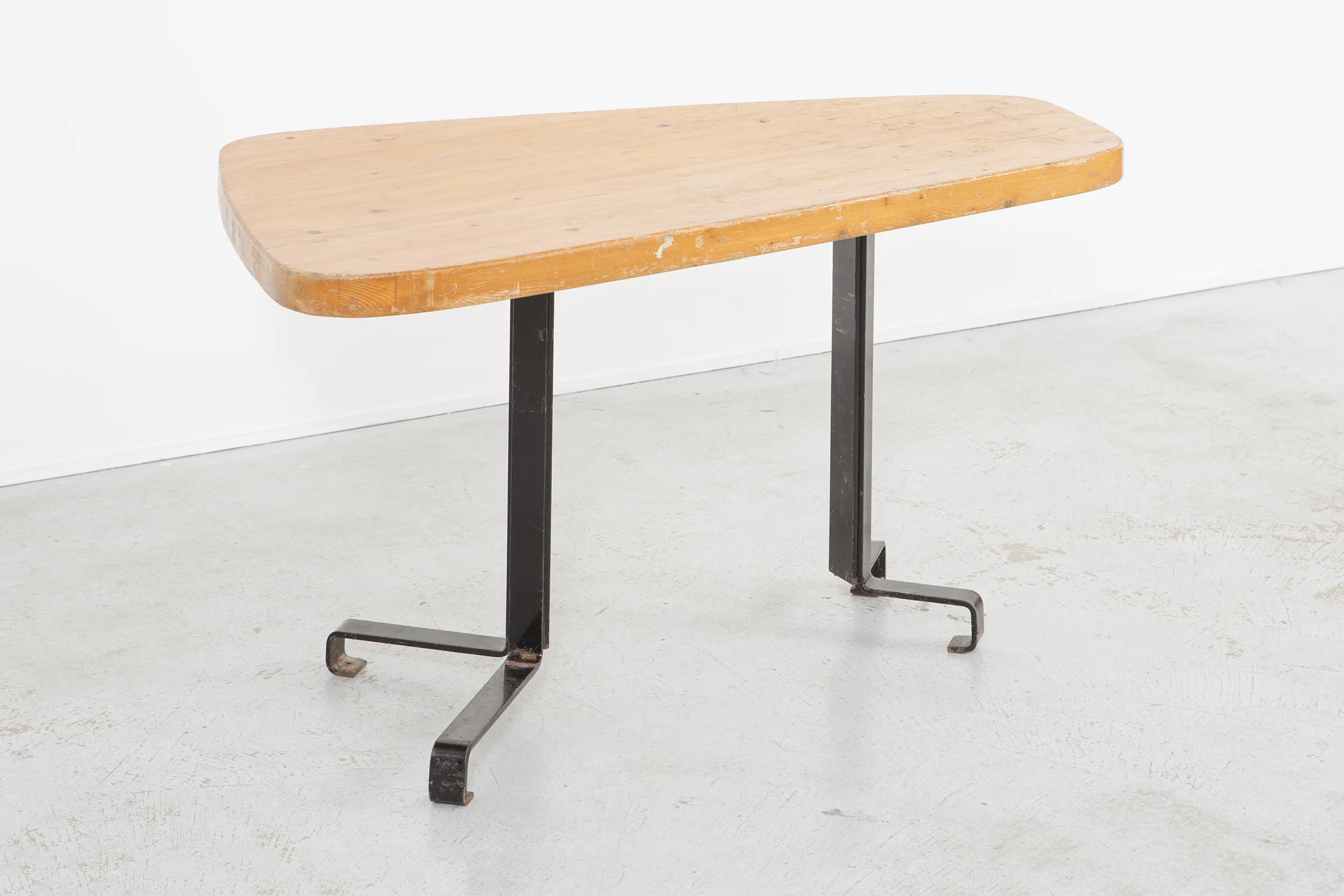 LES ARCS "FORME LIBRE" TABLE BY CHARLOTTE PERRIAND