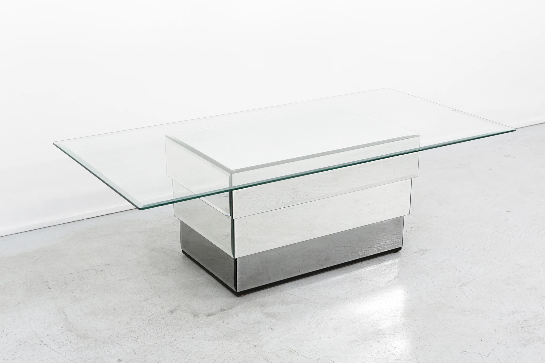 ELLO GLASS + MIRRORED COFFEE TABLE