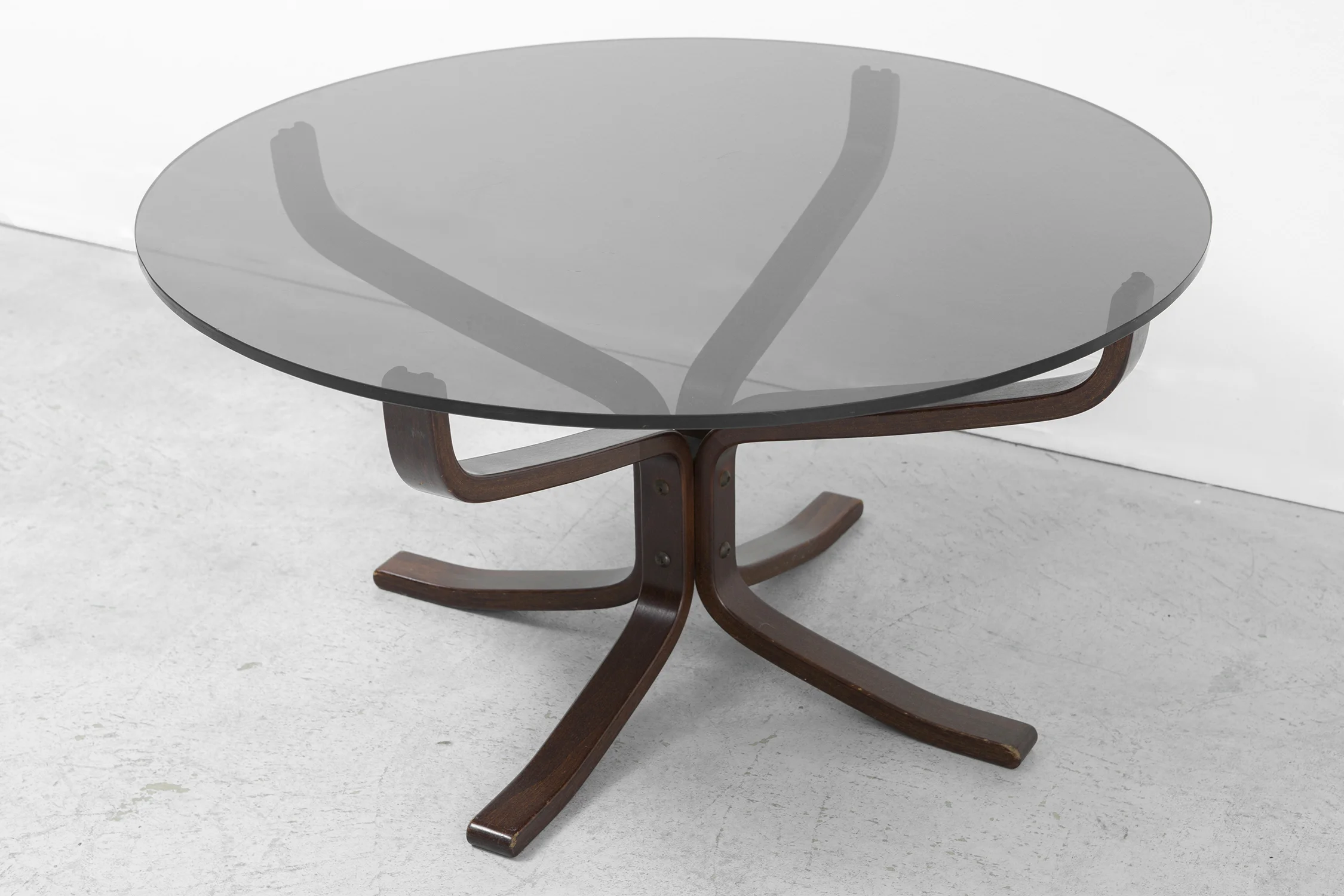 FALCON COFFEE TABLE