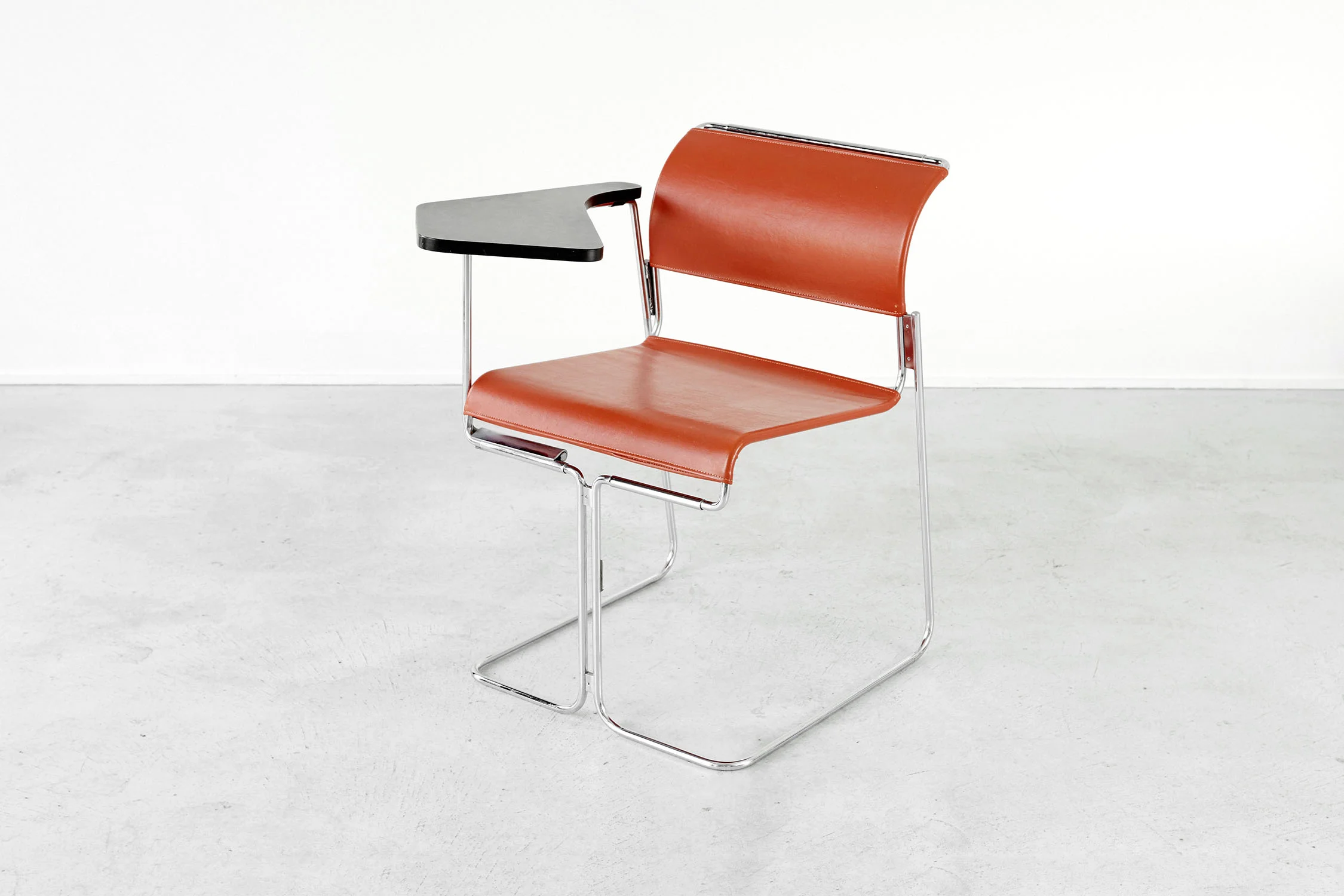 HARTER TABLET CHAIR