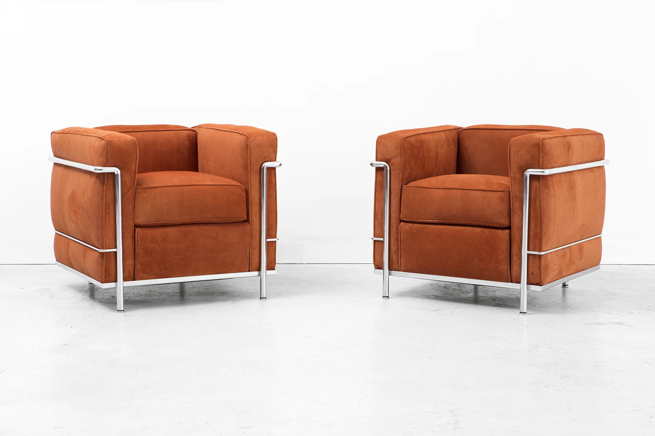 LE CORBUSIER LC2 CHAIRS