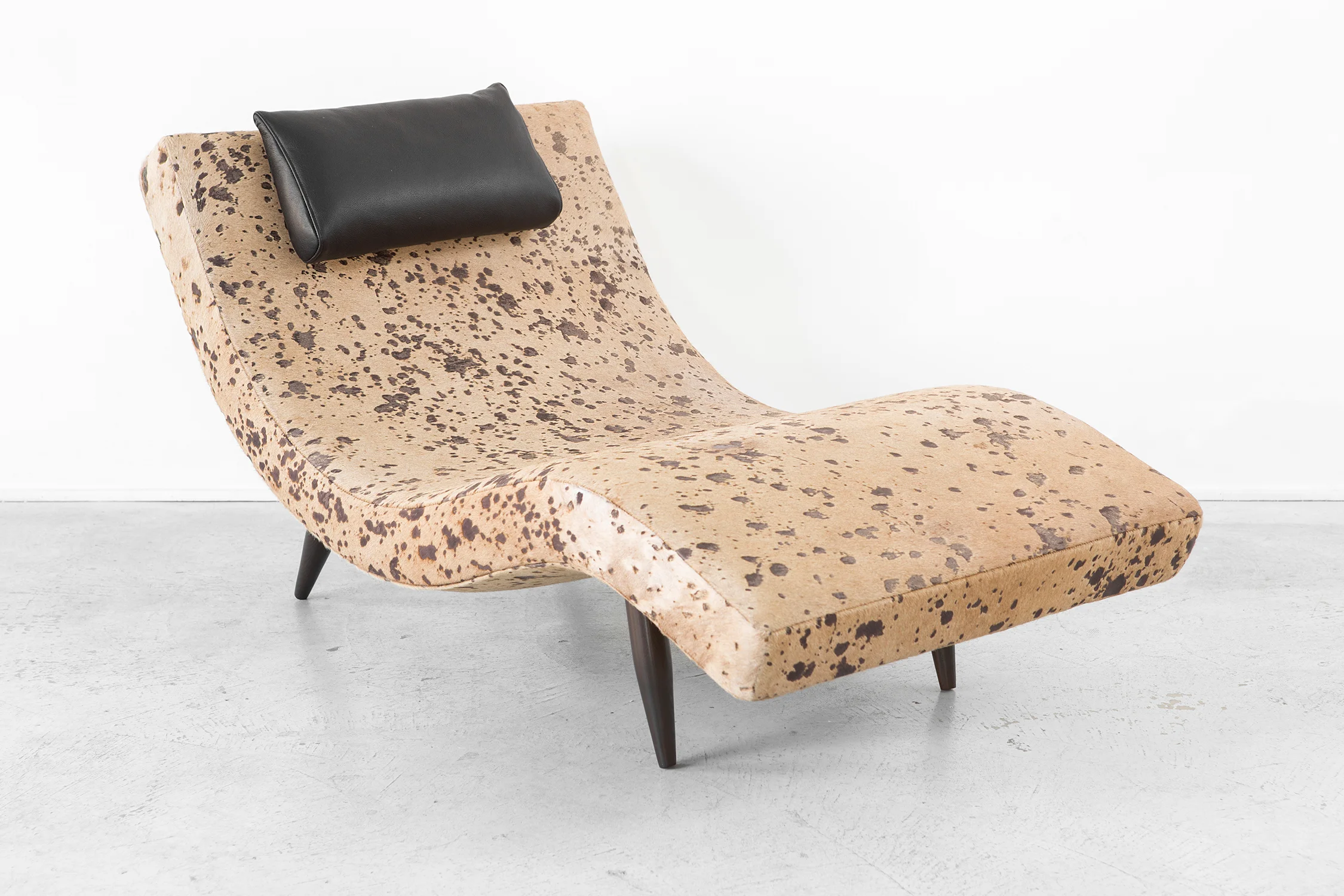 PEARSALL WAVE CHAISE