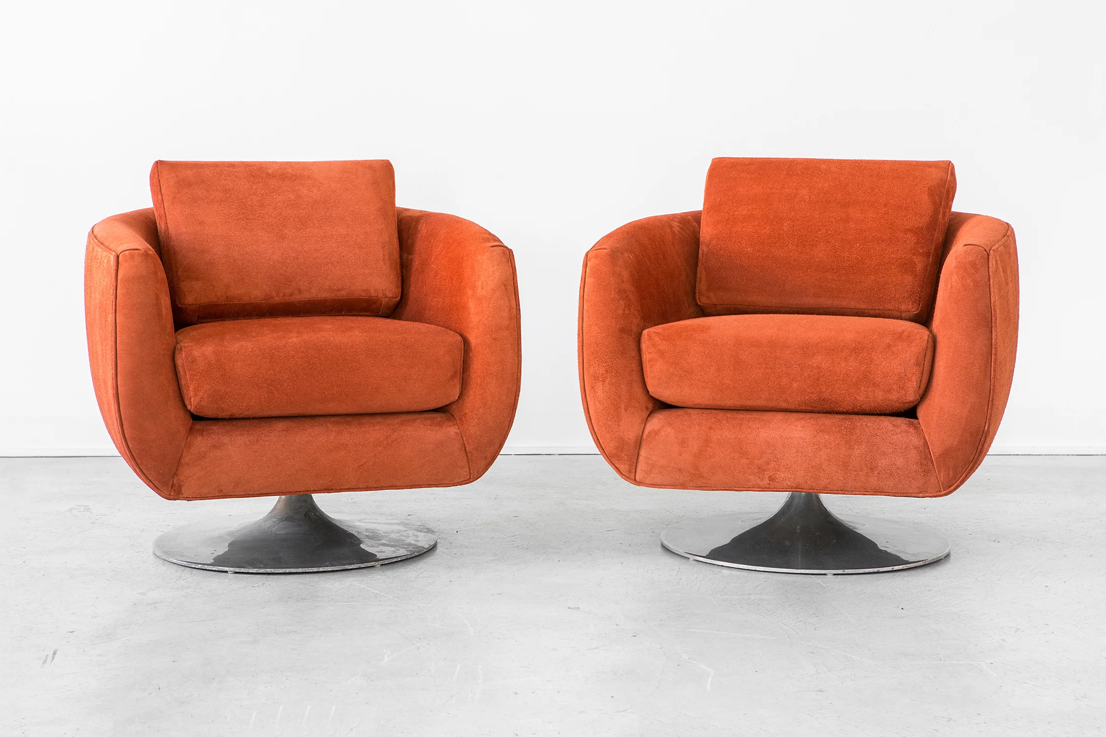 THAYER COGGIN SWIVEL CHAIRS