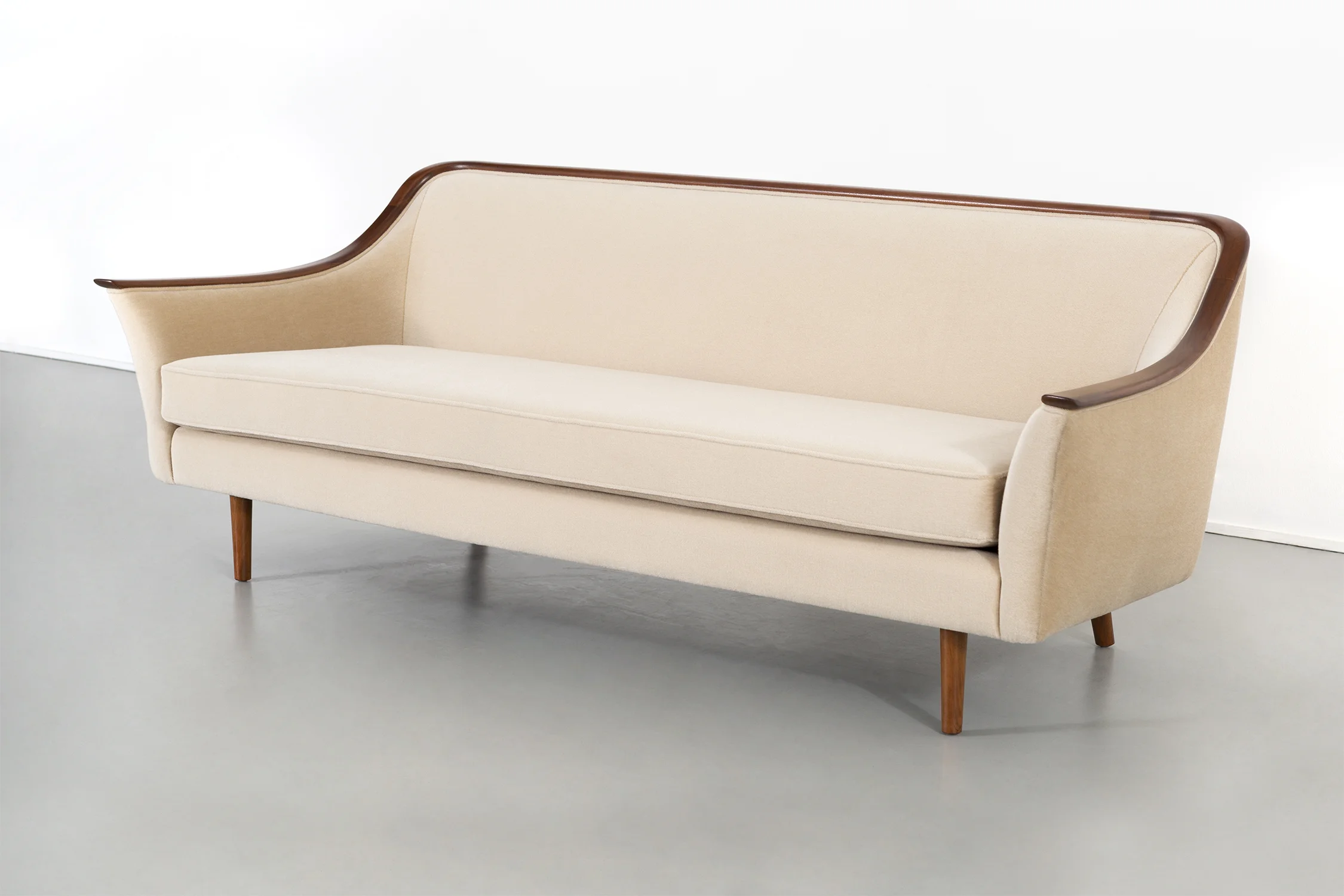 ROBSJOHN-GIBBINGS FOR WIDDICOMB SOFA