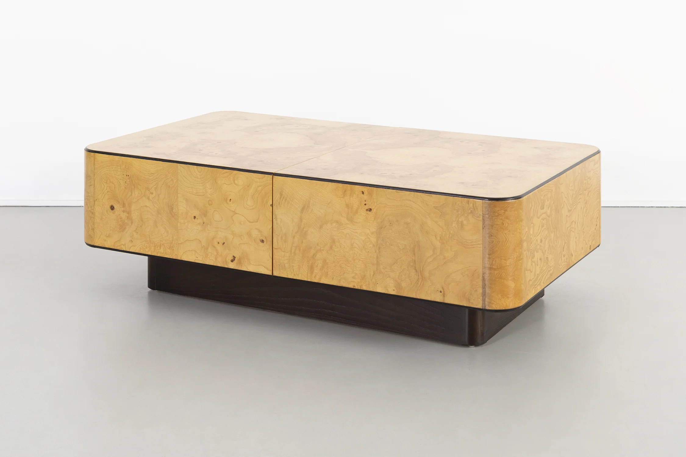 HENREDON HIDDEN STORAGE TABLE