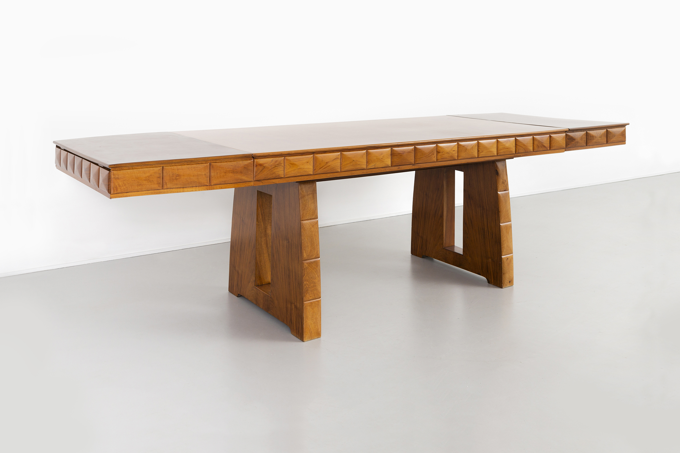 PAOLO BUFFA TABLE