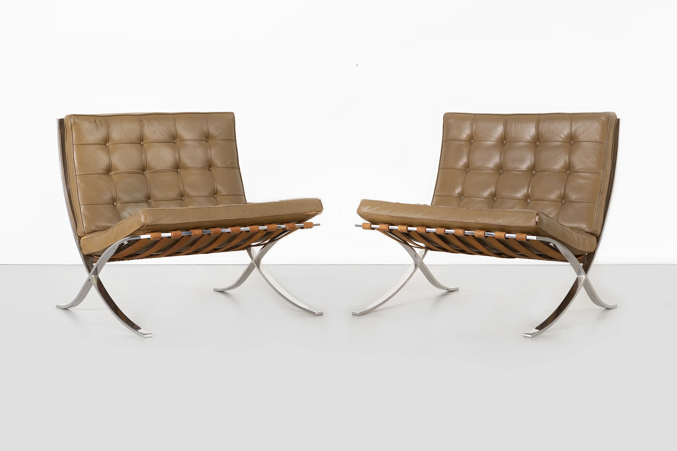 MIES VAN DER ROHE FOR KNOLL BARCELONA CHAIRS