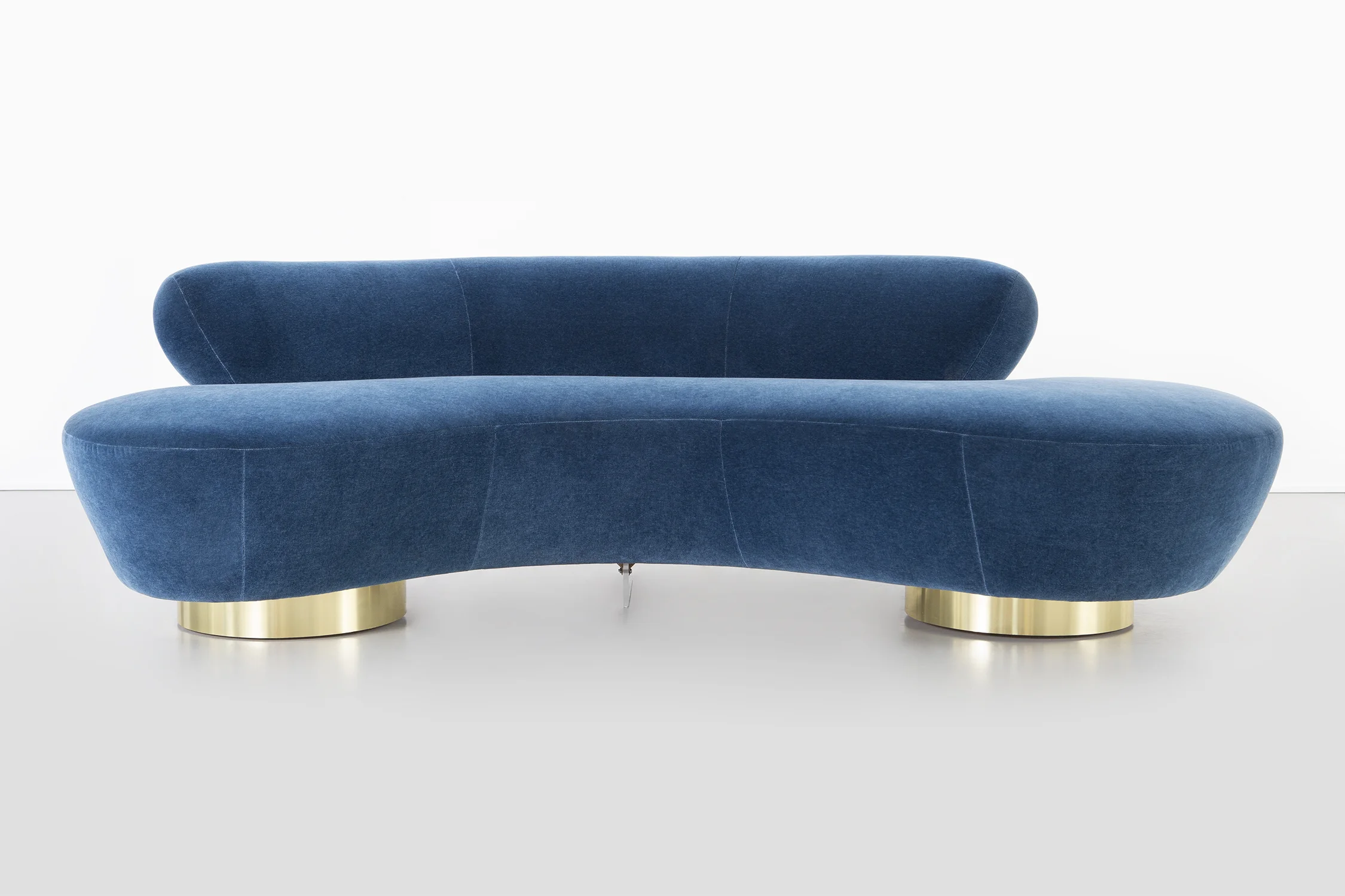 VLADIMIR KAGAN FOR DIRECTIONAL CLOUD SOFA