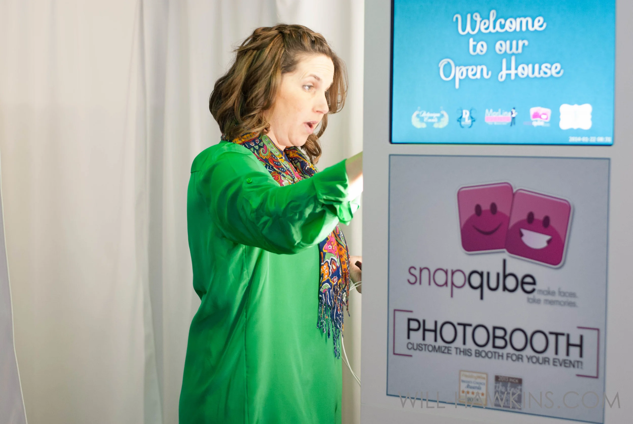 Amber preparing the SnapQube Booth for the night!