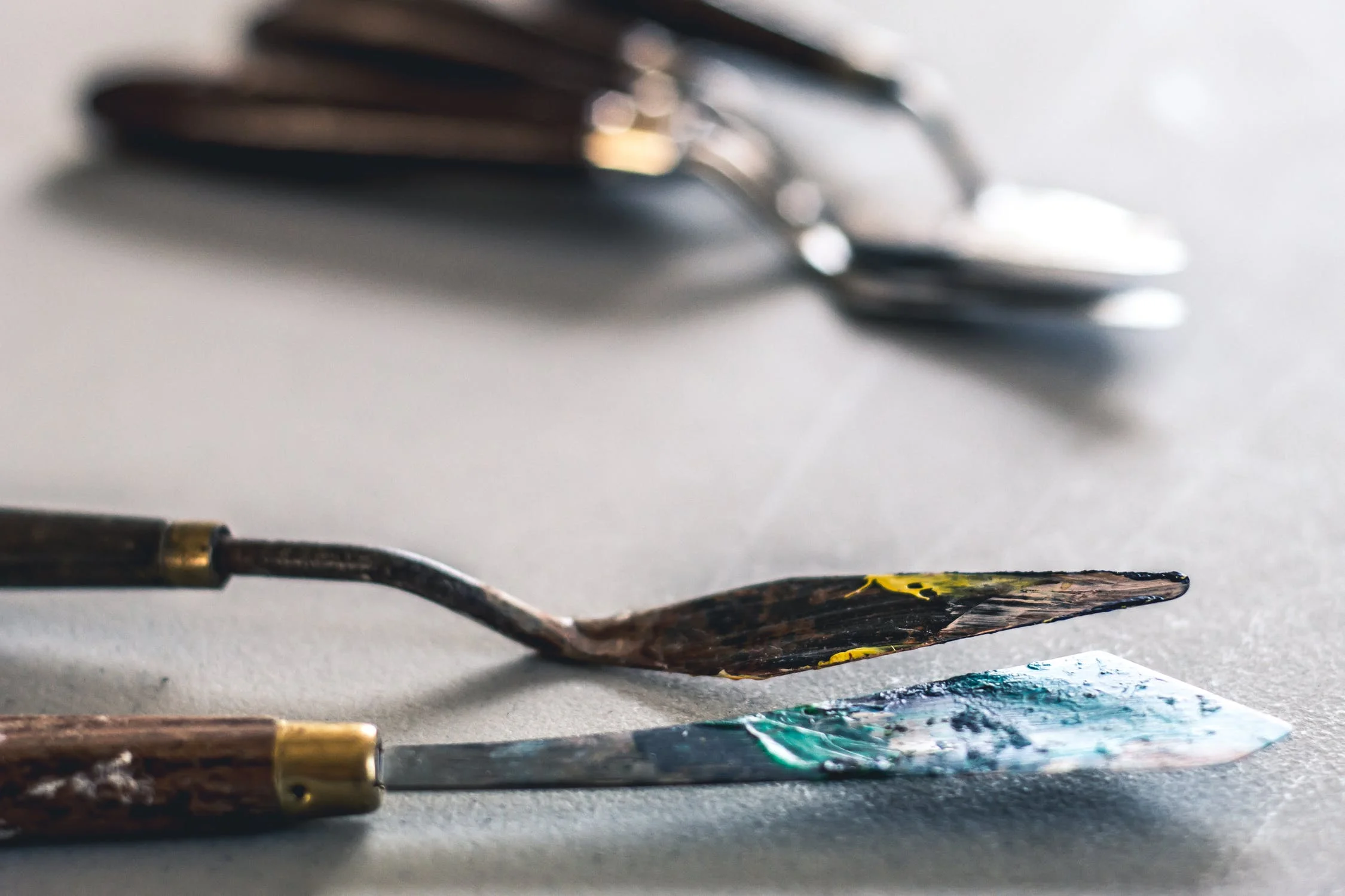 A palette knife (source: Pexels)