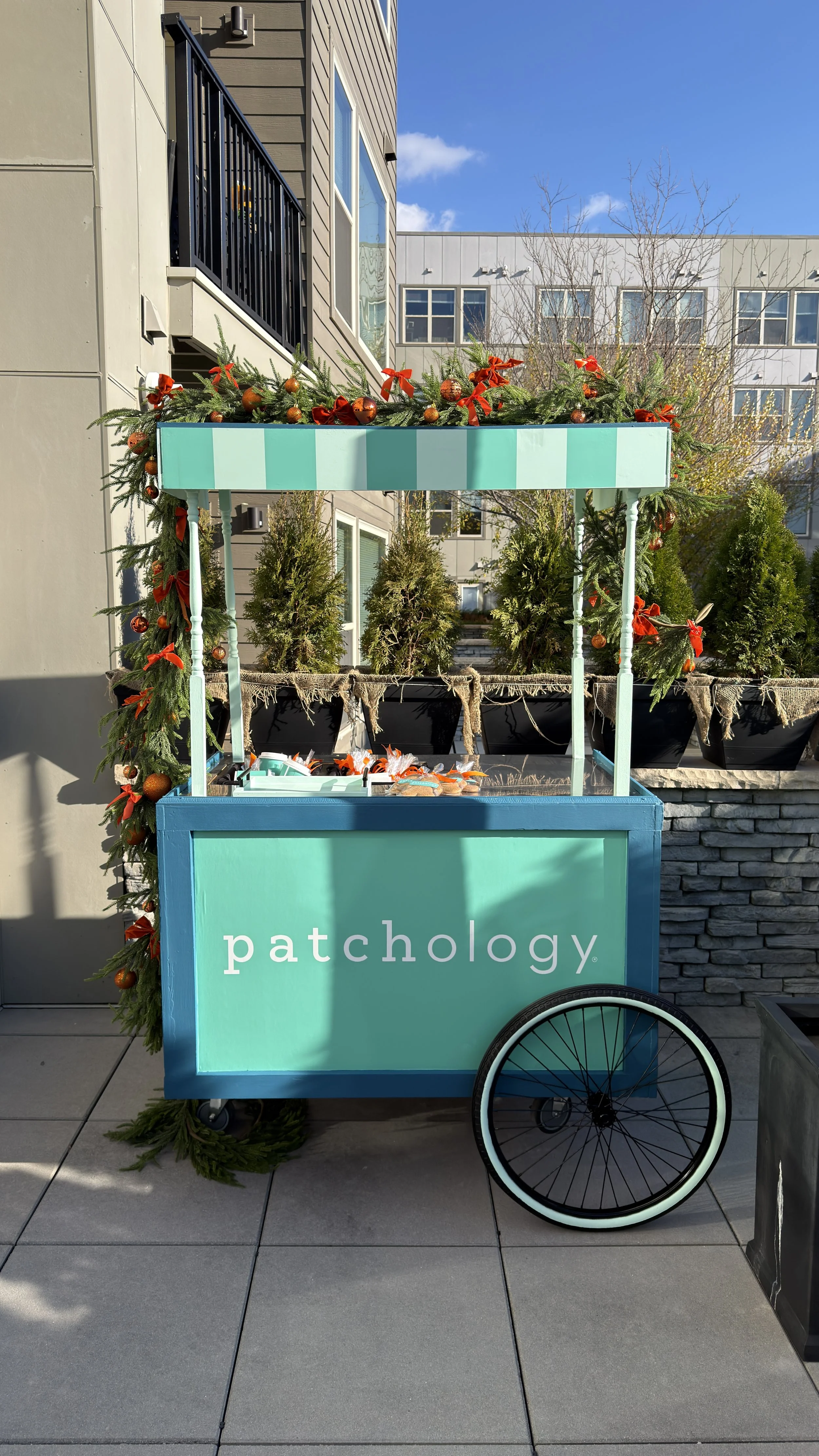 Patchology Outdoor Holiday Pop-Up Cart Activation