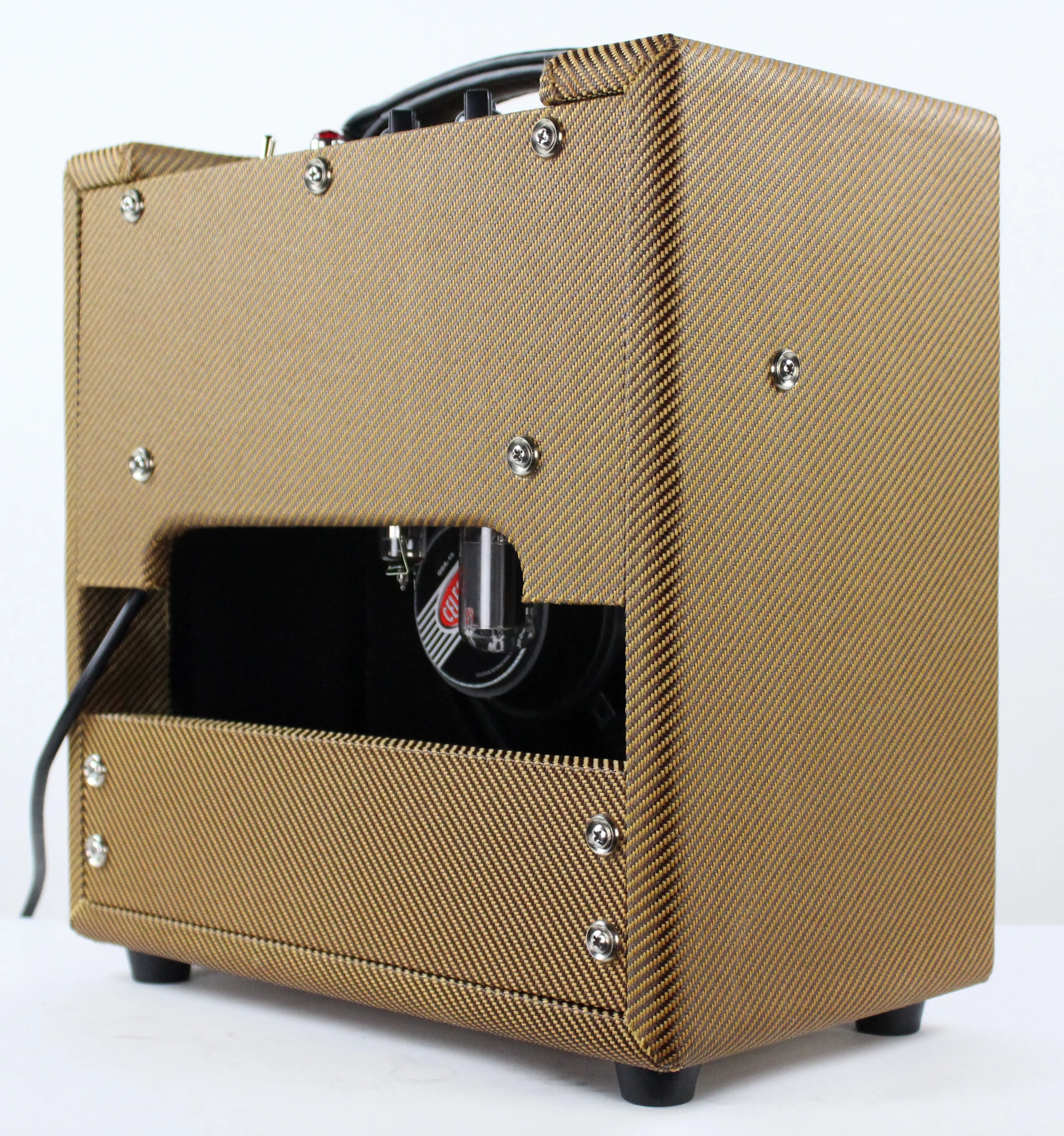 tweedtone5 cocoa by sonic pipe angle 3