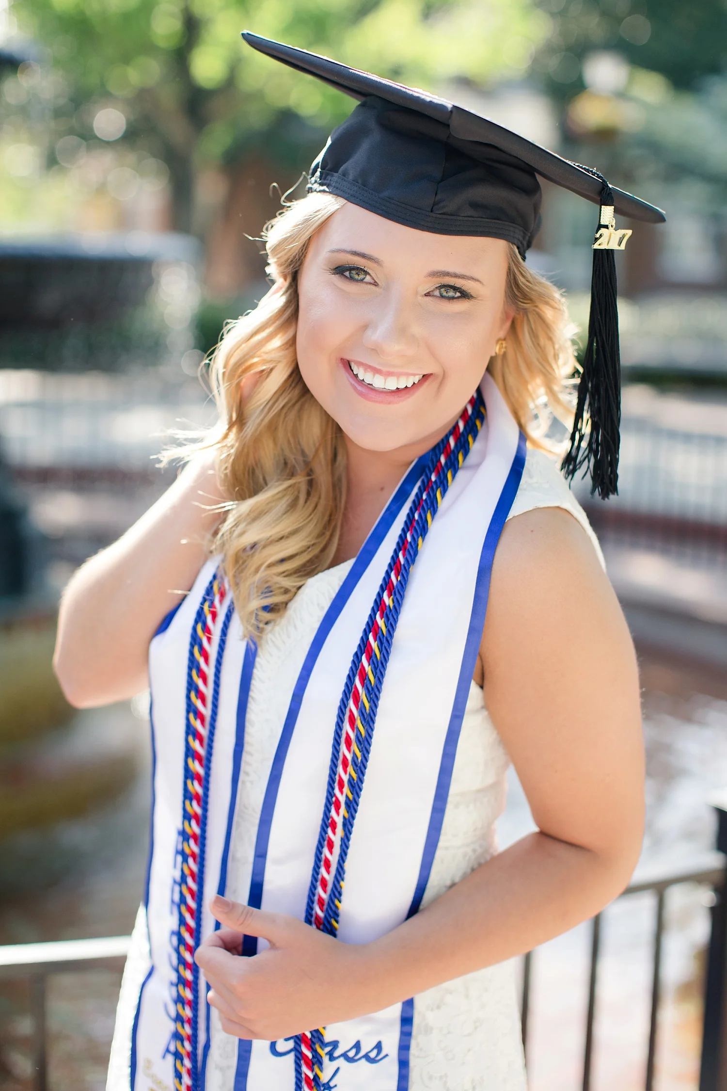 Senior Portrait Session | Ashley Powell Photography | Roanoke, VA Photographer | Radford University
