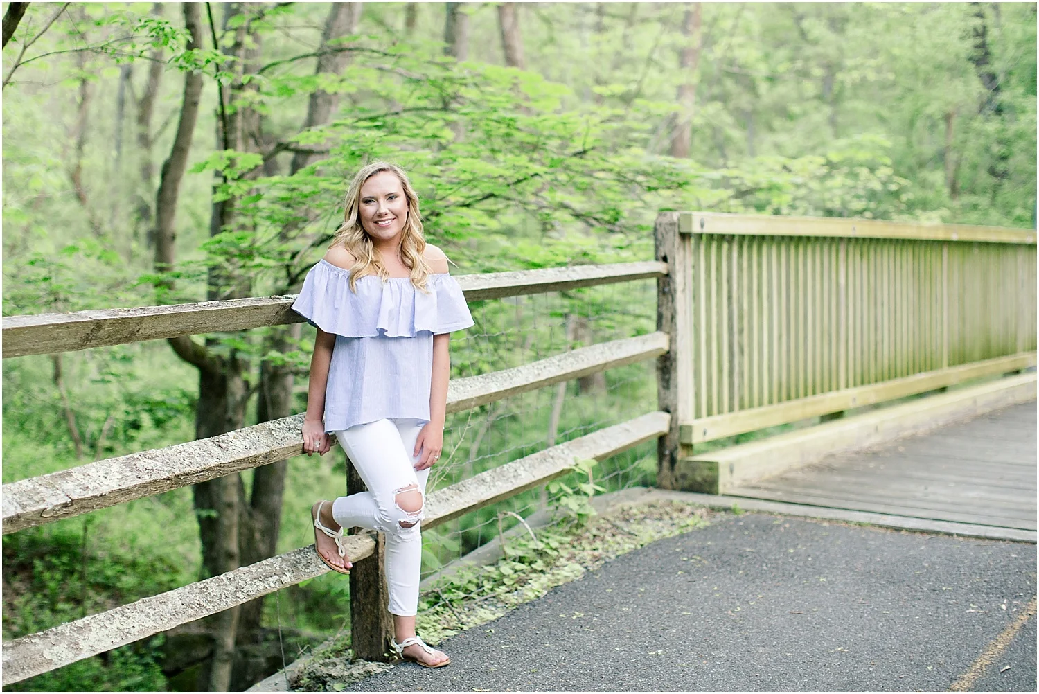 Senior Portrait Session | Ashley Powell Photography | Roanoke, VA Photographer | Radford University