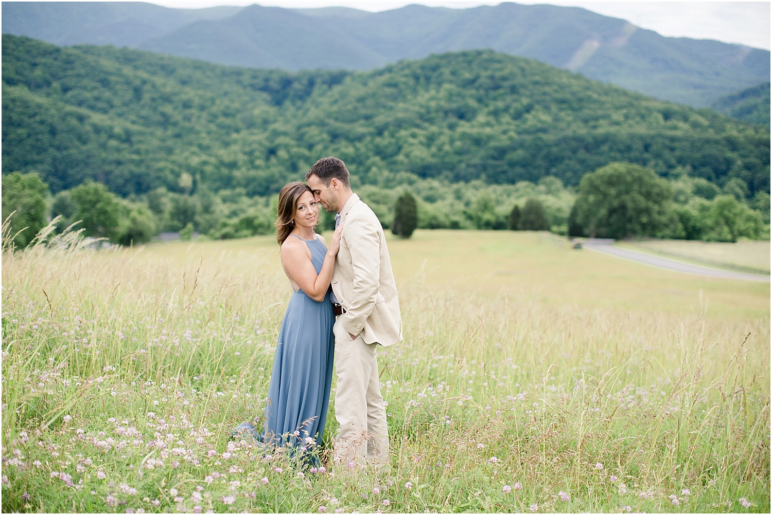 Blue Ridge Mountain Virginia Anniversary Session_0015.jpg