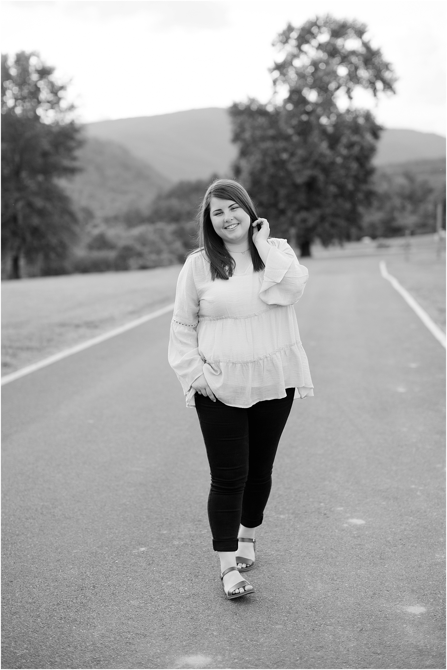 Hollins Virginia Senior Photos Ashley Powell Photography_0047.jpg